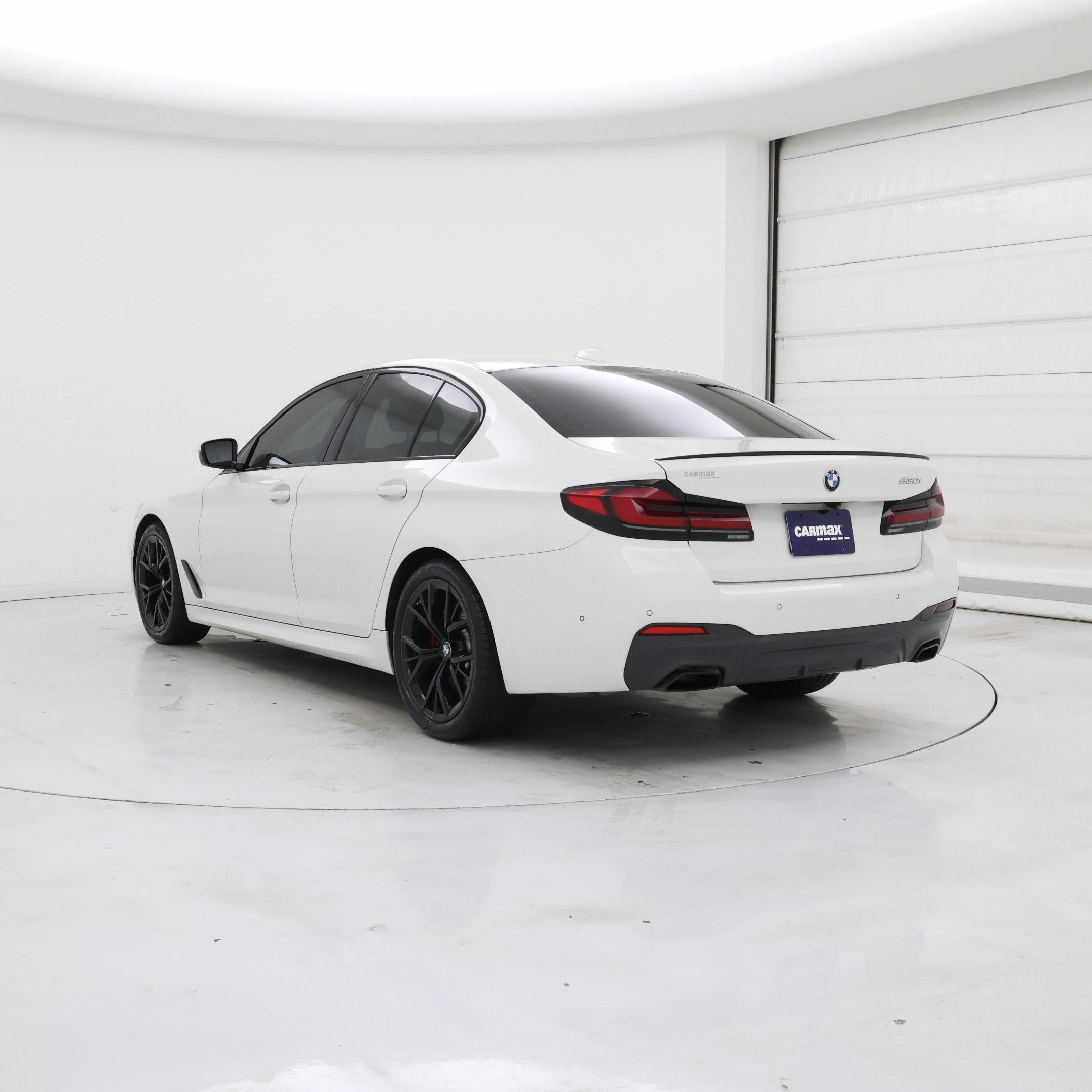 Thumbnail: 2023 BMW 5 Series - 2