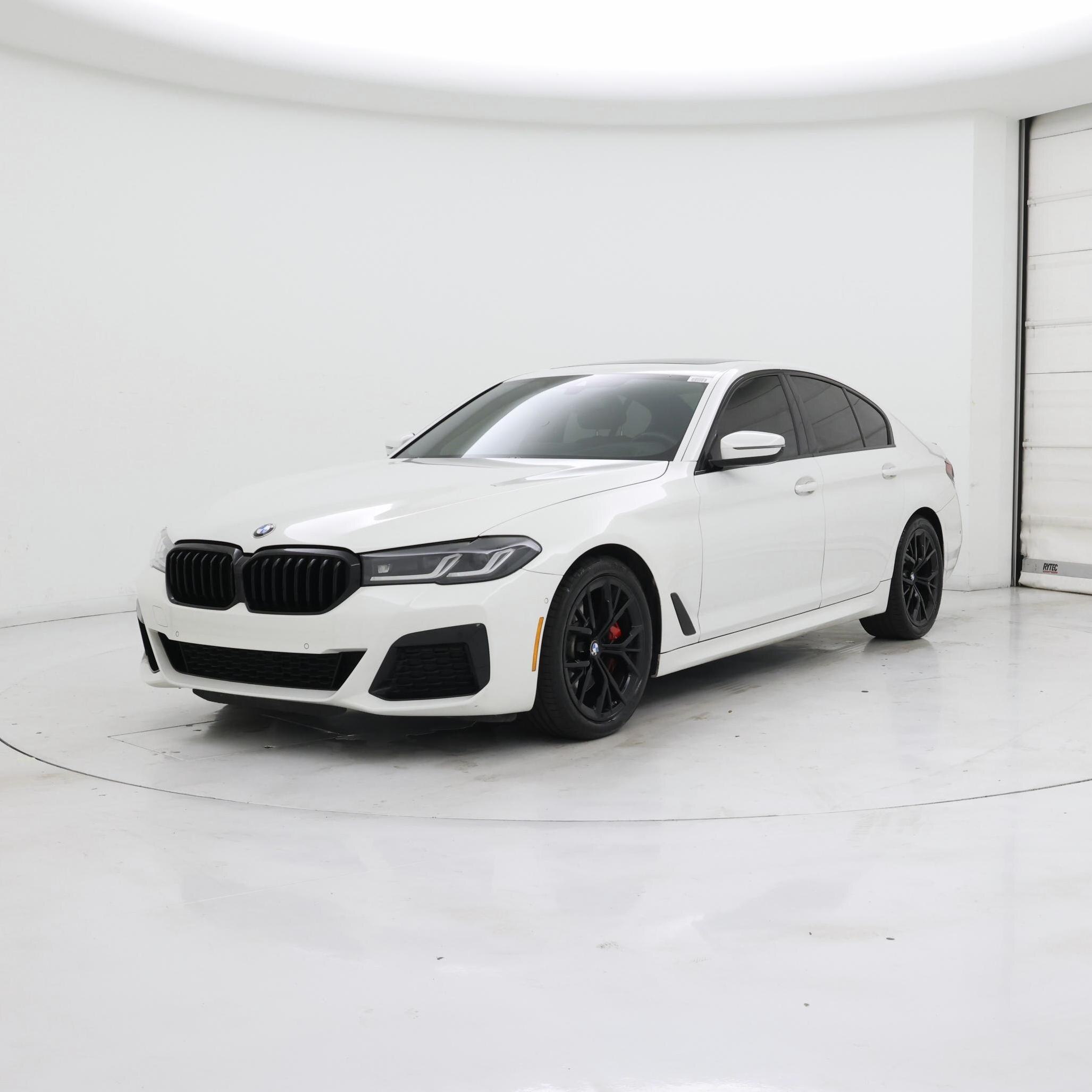 Thumbnail: 2023 BMW 5 Series - 4