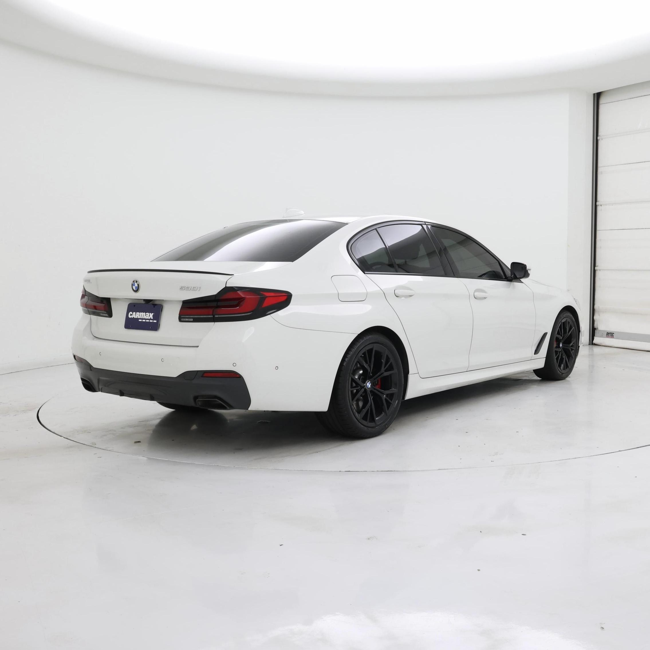 Thumbnail: 2023 BMW 5 Series - 8