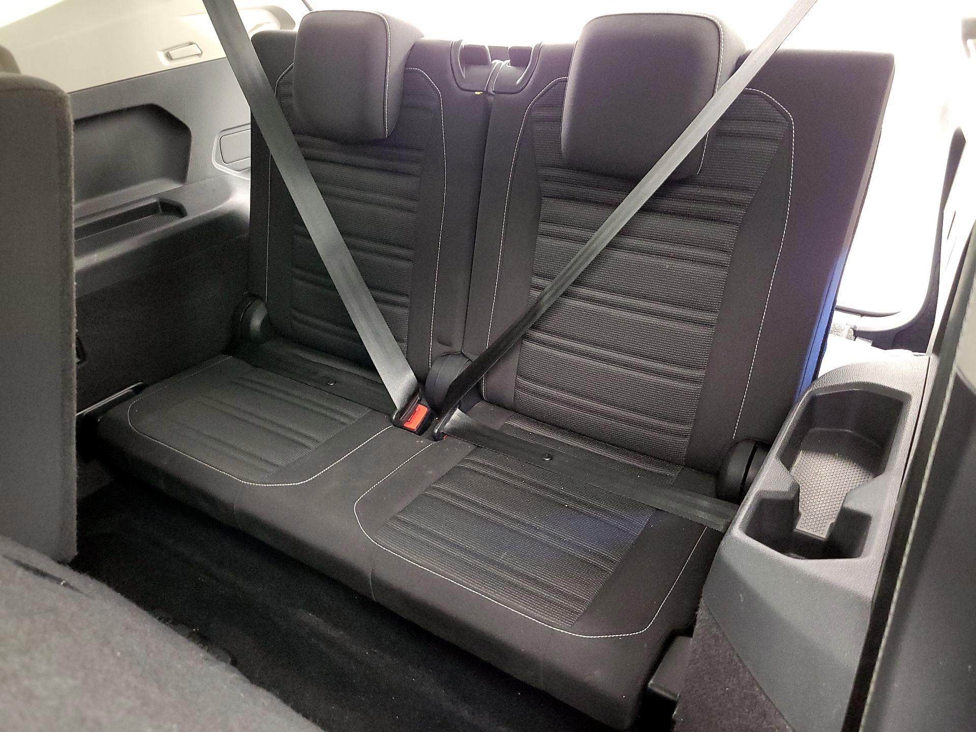 Thumbnail: 2022 Volkswagen Tiguan - 20