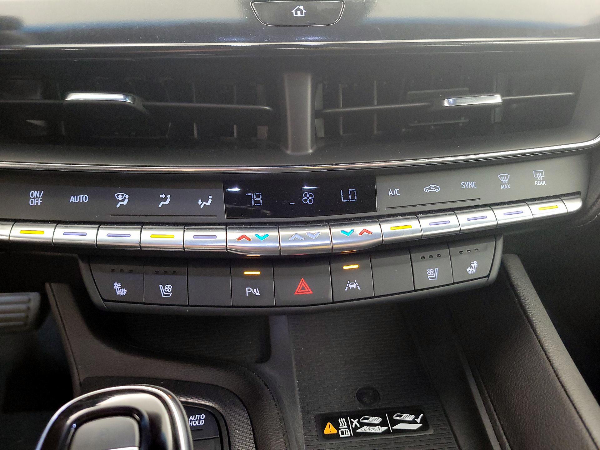 Thumbnail: 2023 Cadillac CT5 - 17