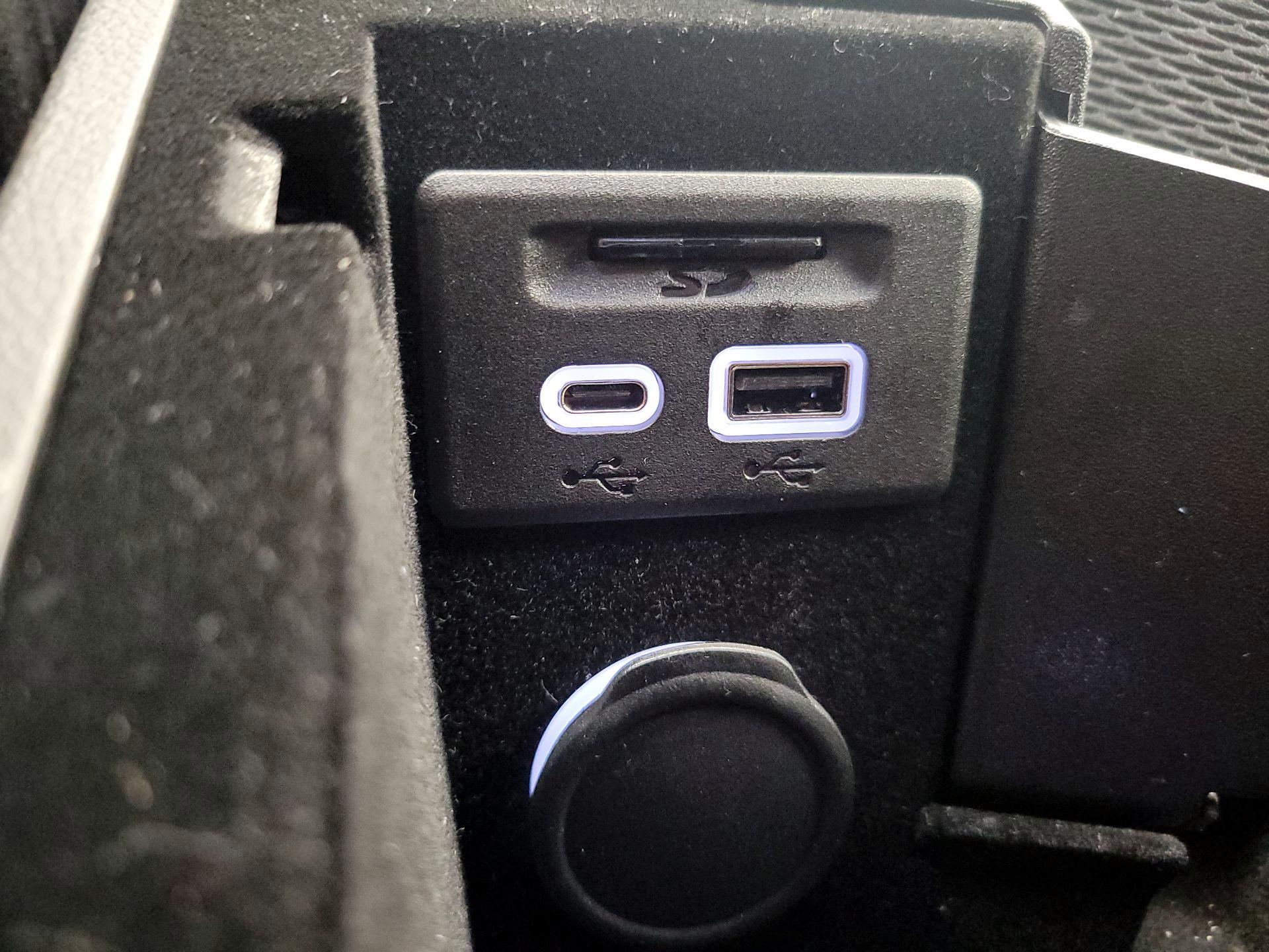 Thumbnail: 2023 Cadillac CT5 - 19