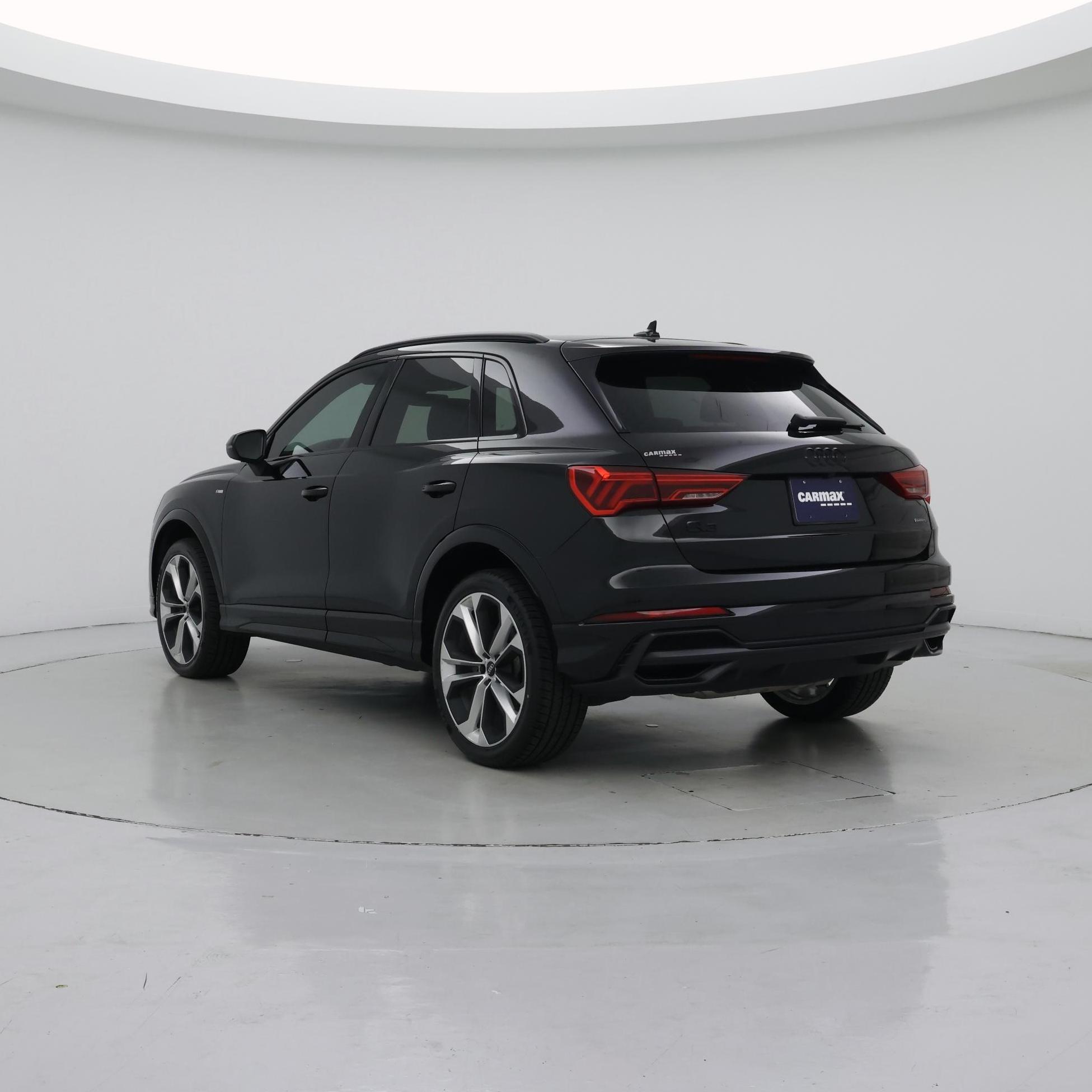 Thumbnail: 2022 Audi Q3 - 2