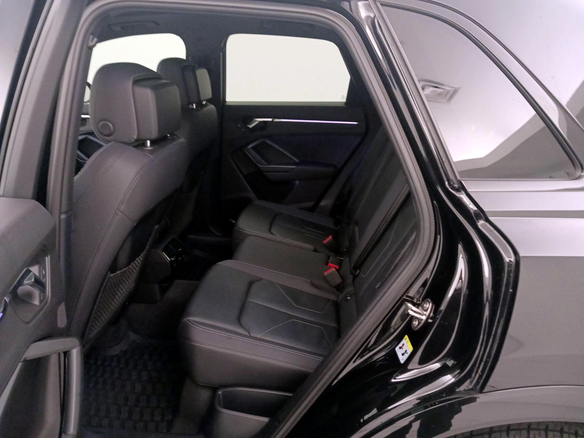 Thumbnail: 2022 Audi Q3 - 20