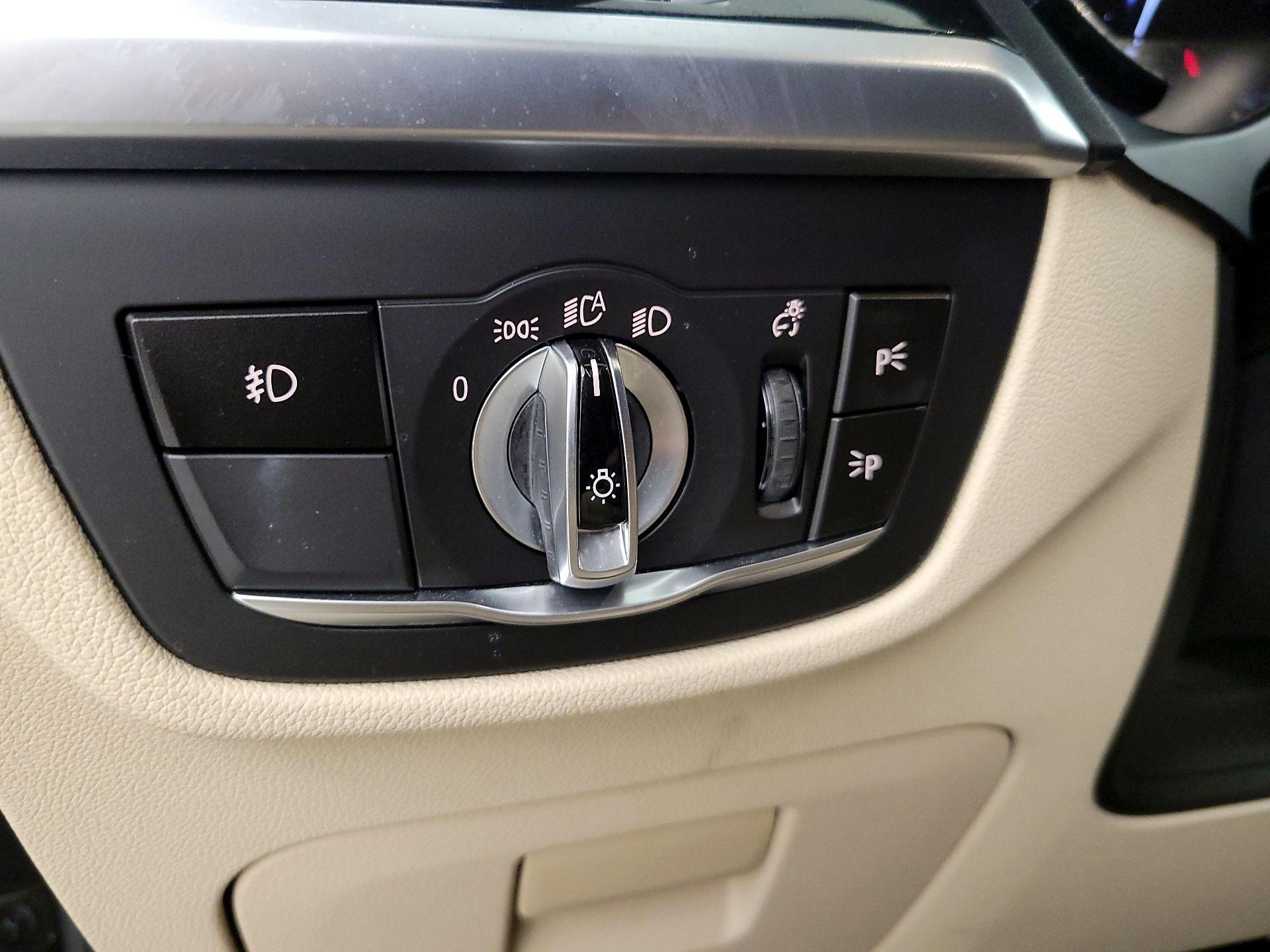 Thumbnail: 2020 BMW X3 - 13