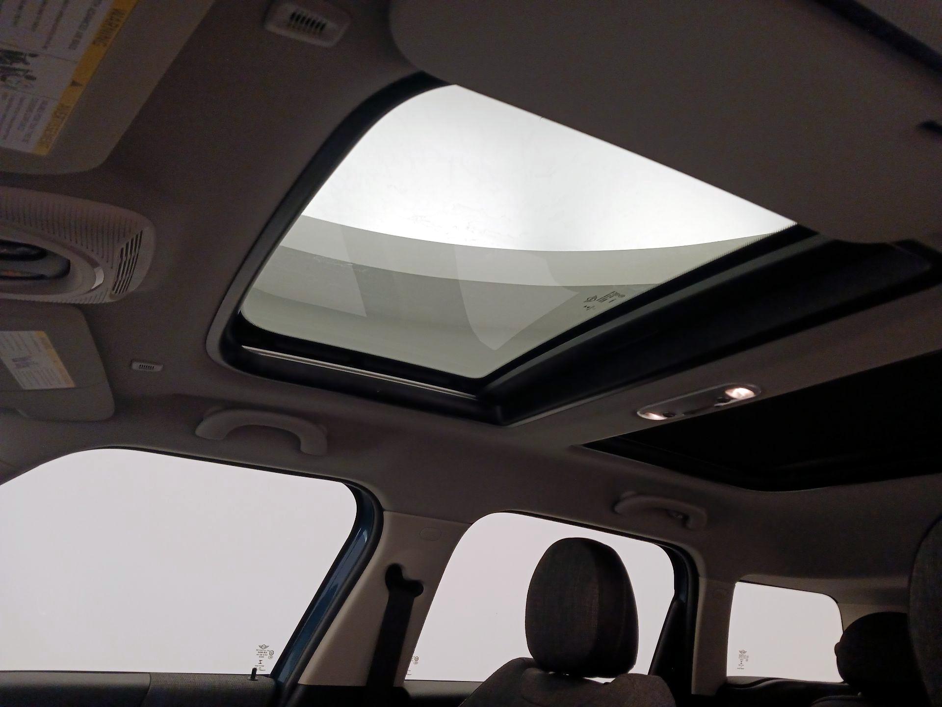 Thumbnail: 2020 MINI Cooper Countryman - 19