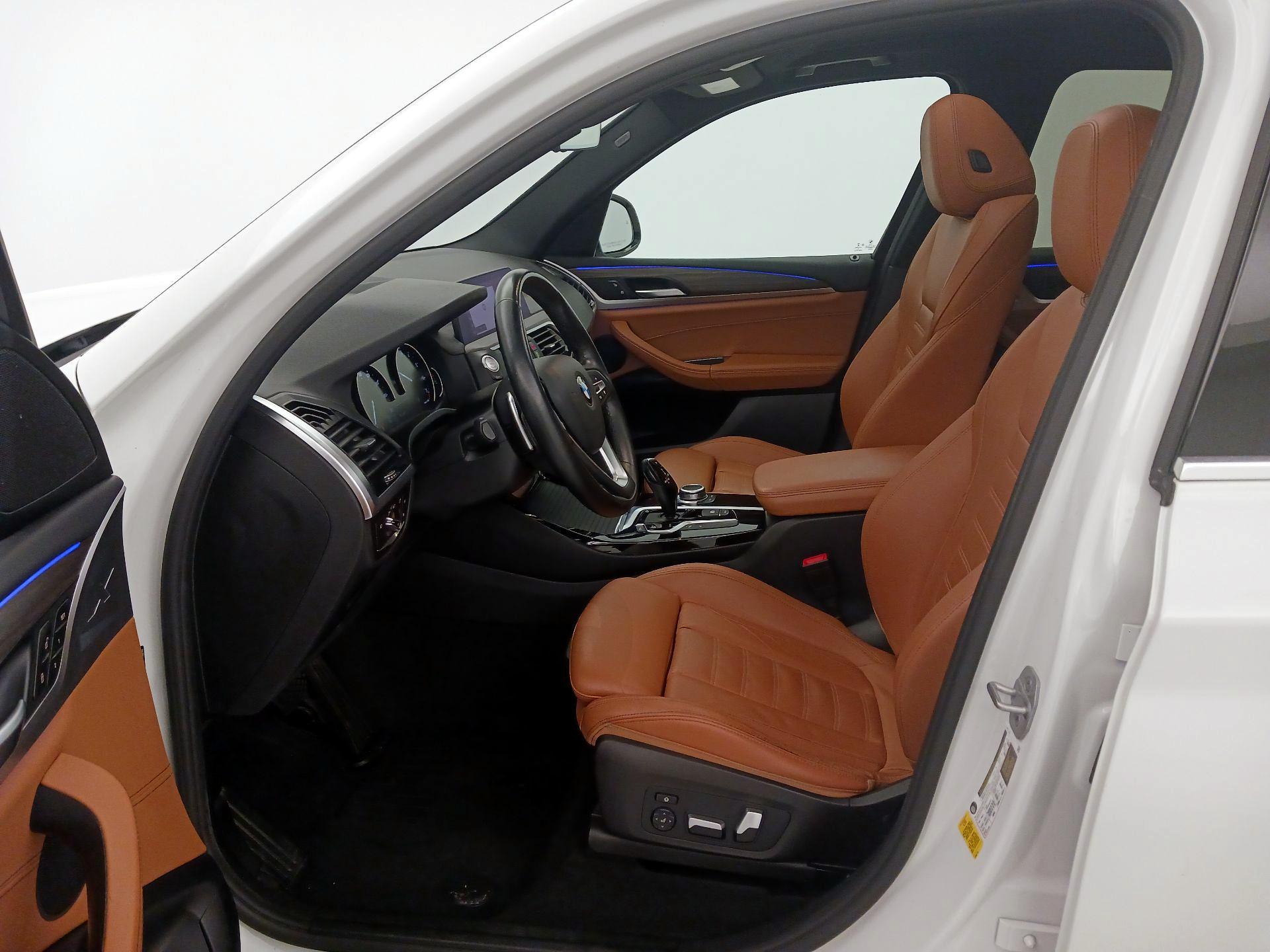 Thumbnail: 2021 BMW X3 - 11