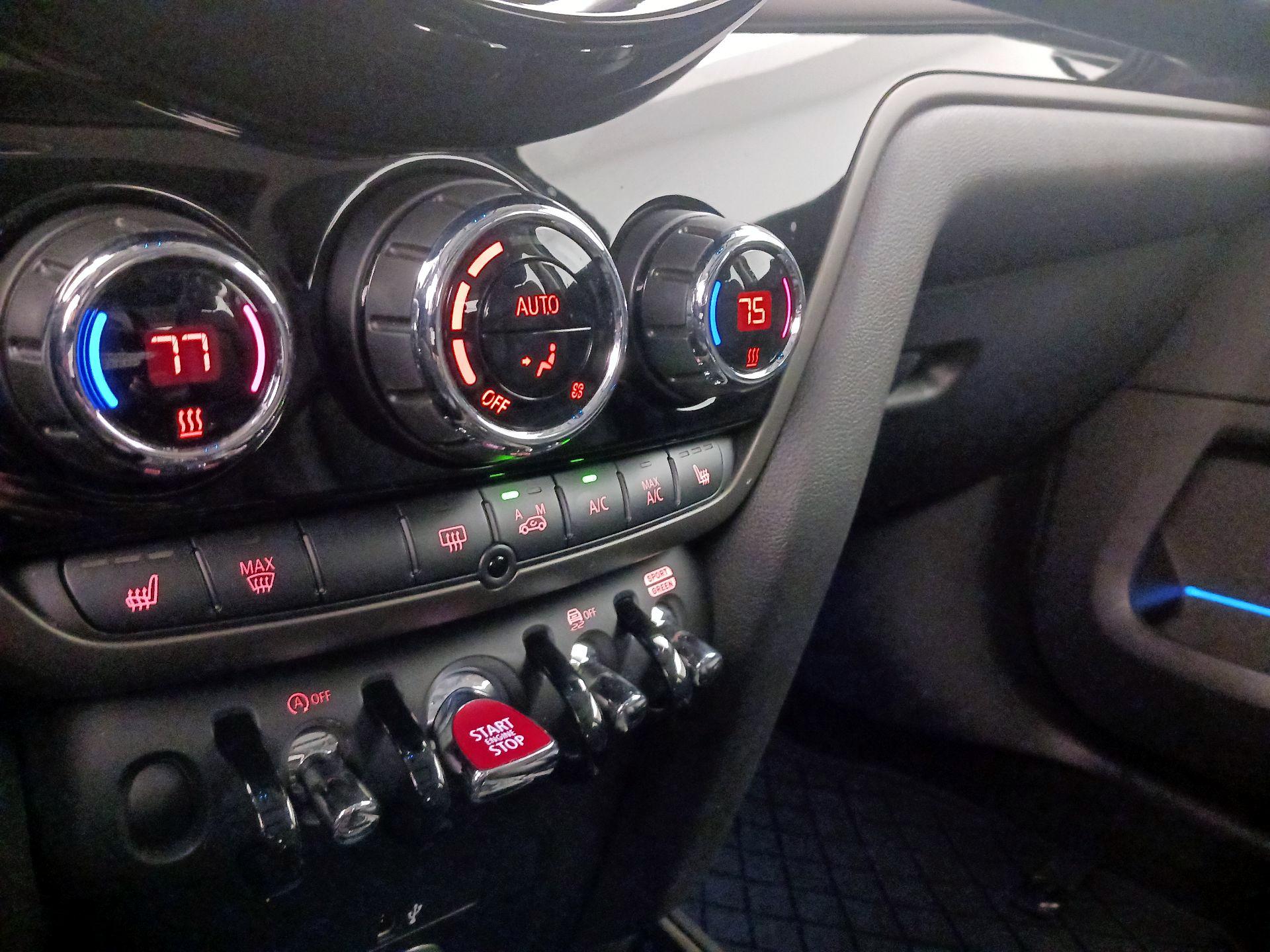 Thumbnail: 2023 MINI Cooper Countryman - 17