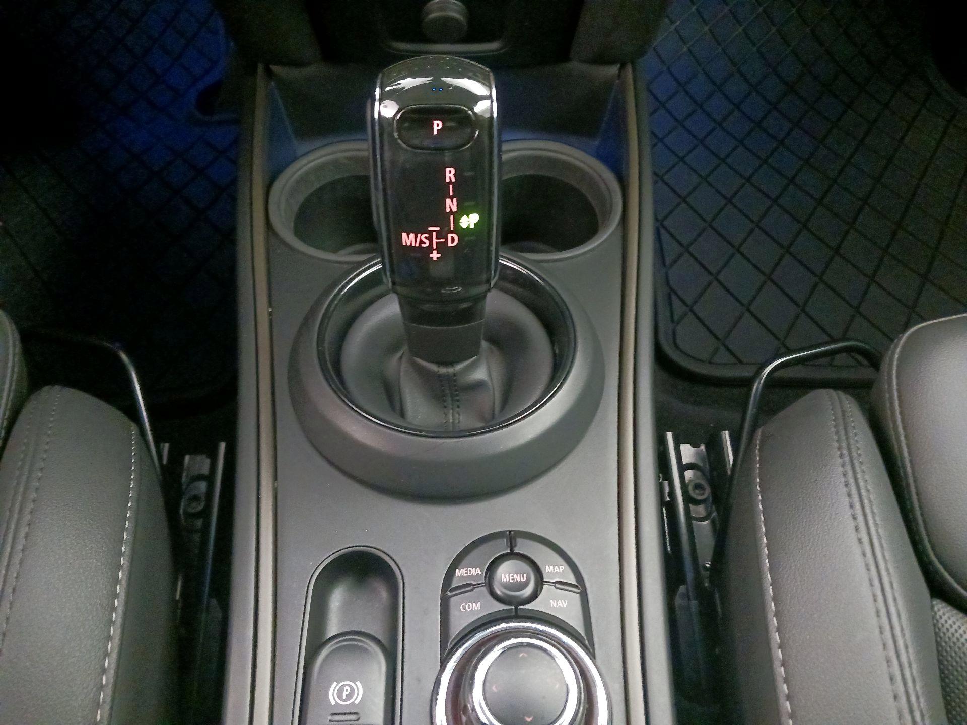 Thumbnail: 2023 MINI Cooper Countryman - 18