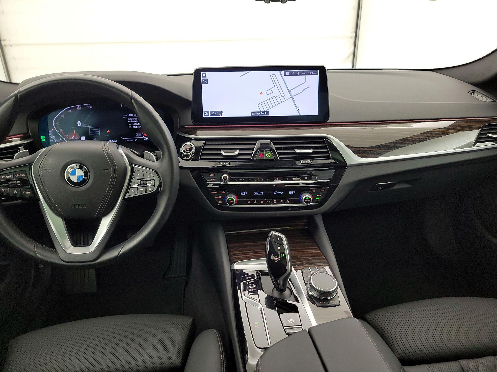 Thumbnail: 2023 BMW 5 Series - 9