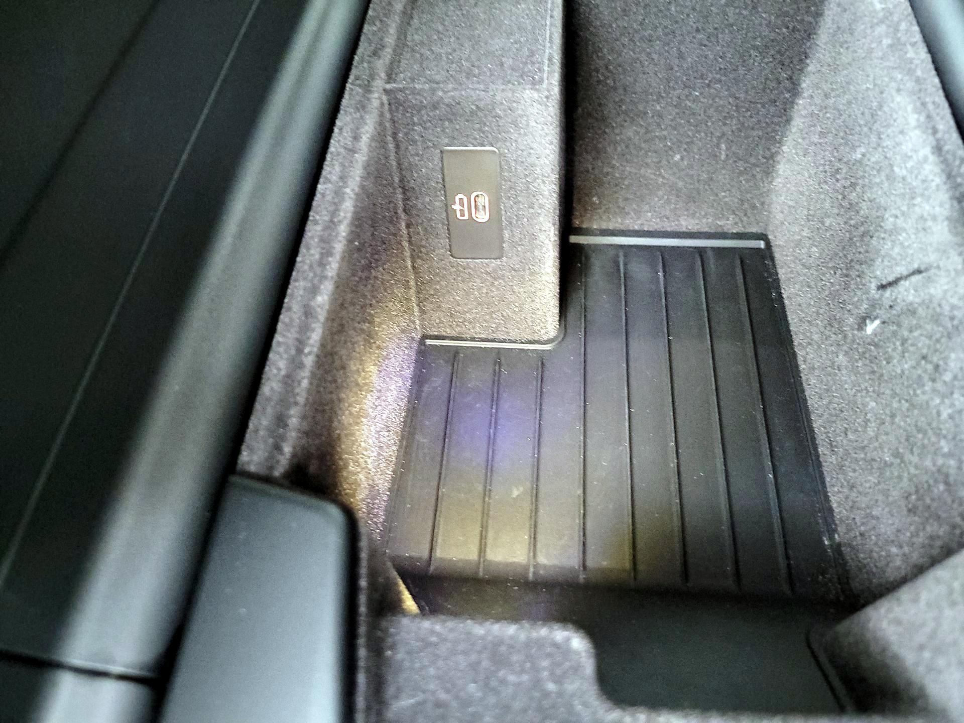 Thumbnail: 2023 BMW 5 Series - 19