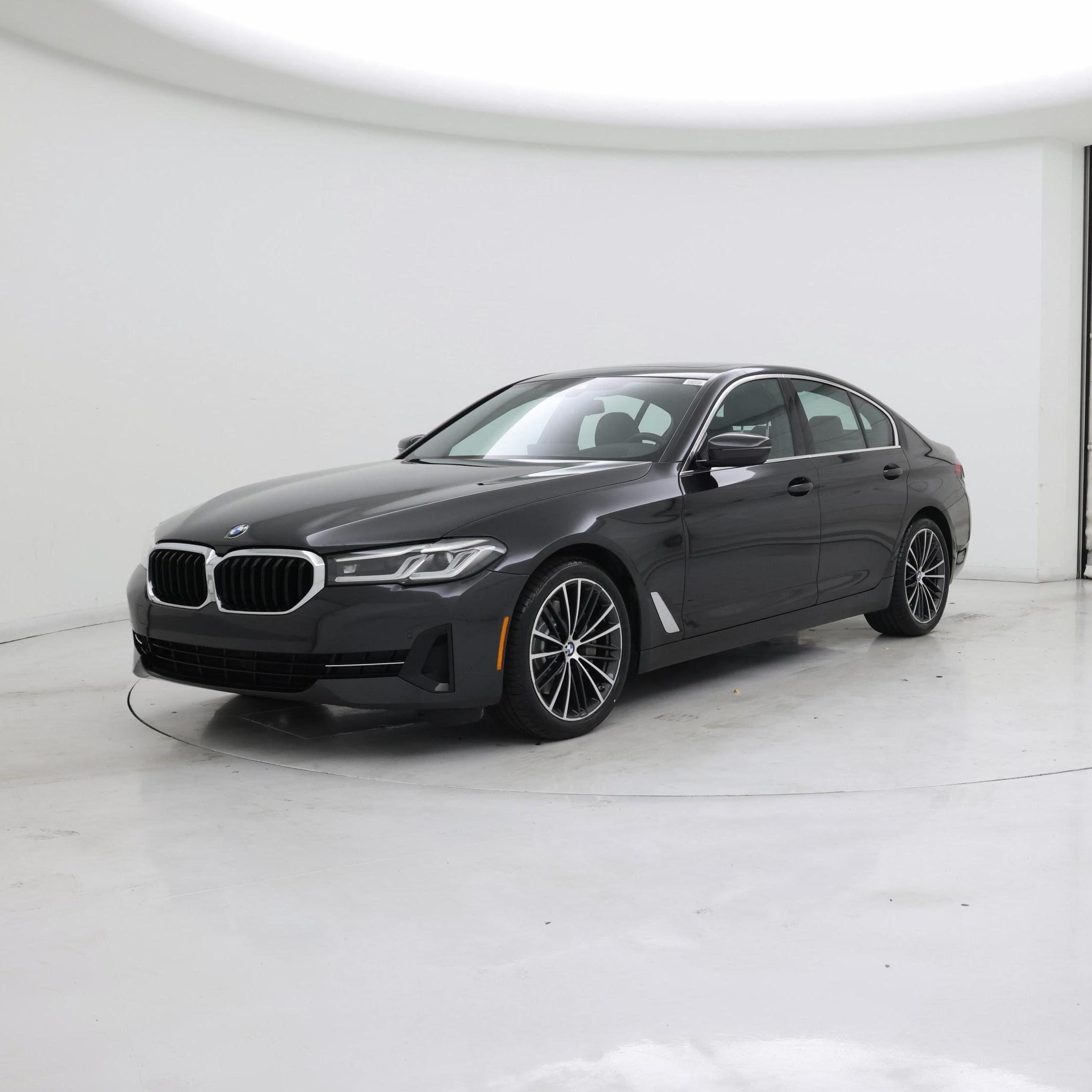 Thumbnail: 2023 BMW 5 Series - 4