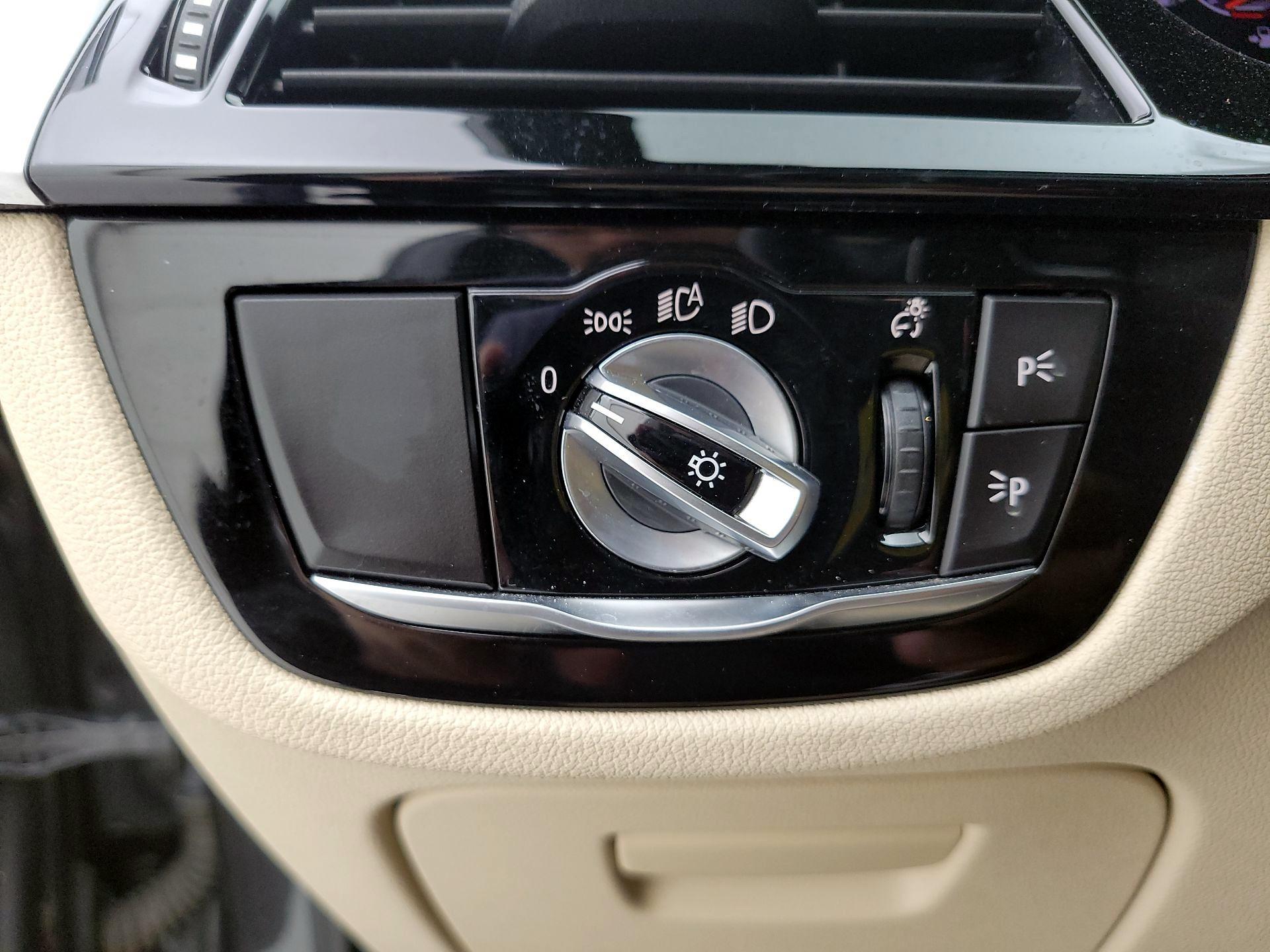 Thumbnail: 2020 BMW 5 Series - 13