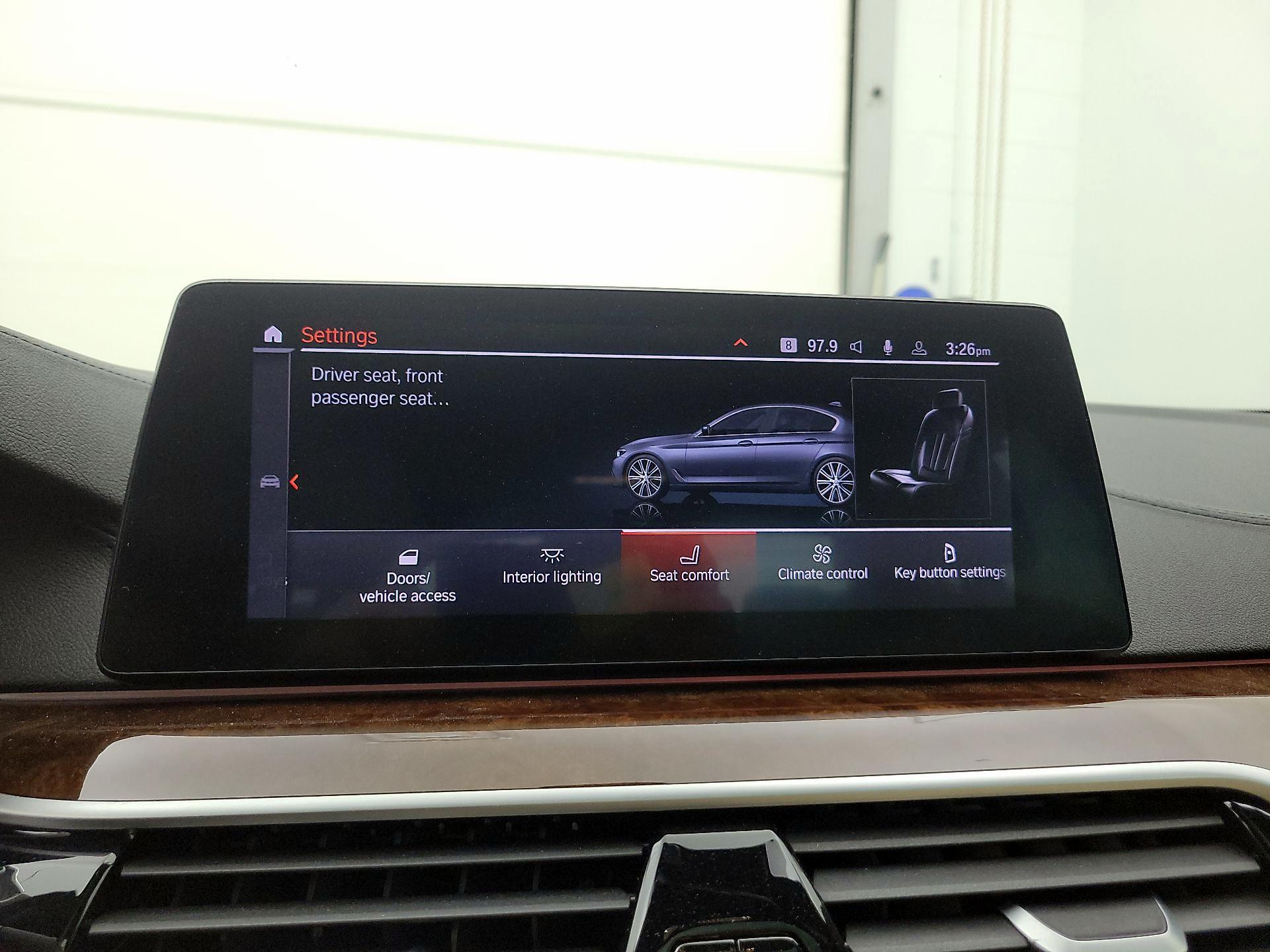 Thumbnail: 2020 BMW 5 Series - 16