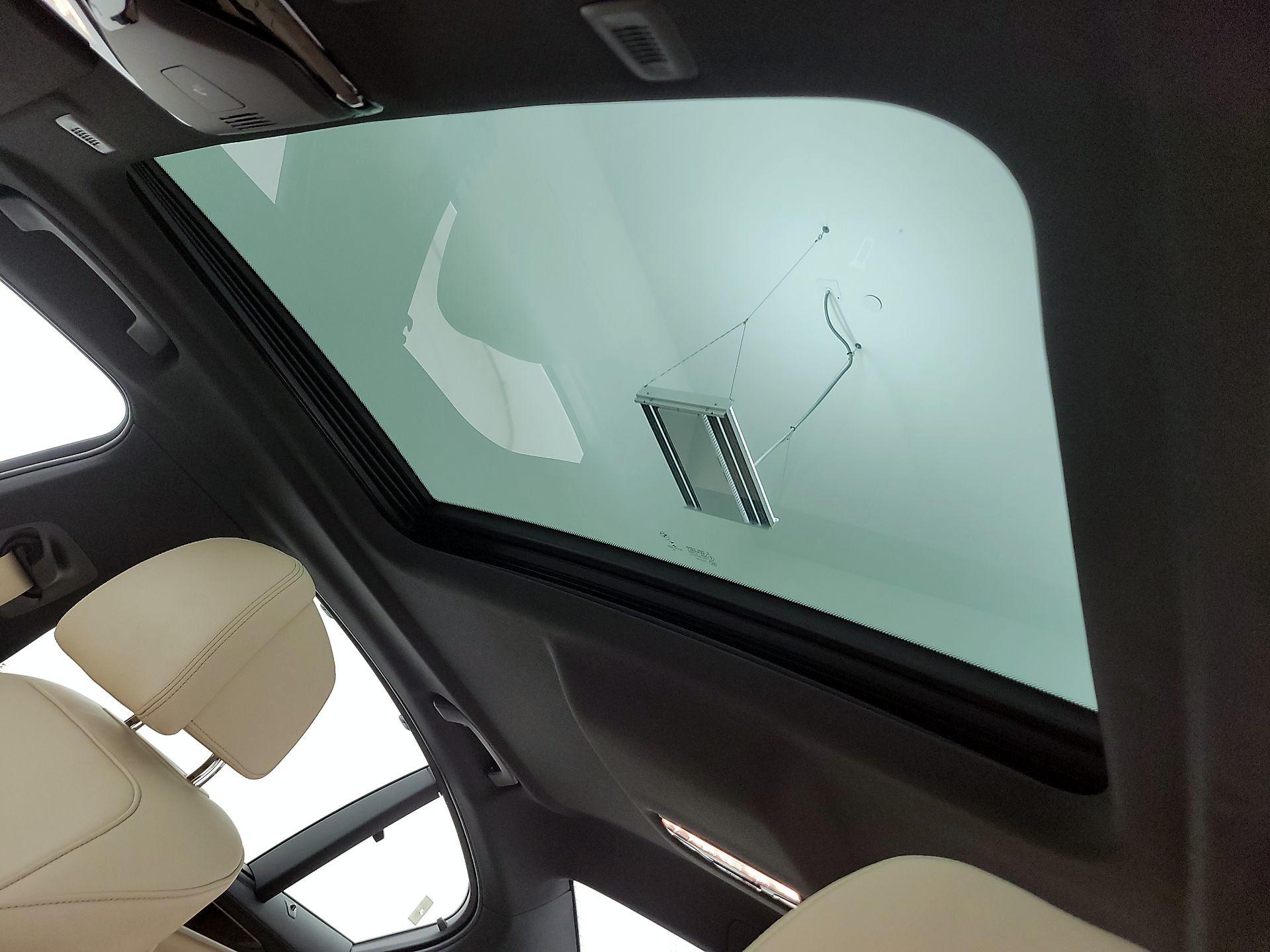 Thumbnail: 2020 BMW 5 Series - 20