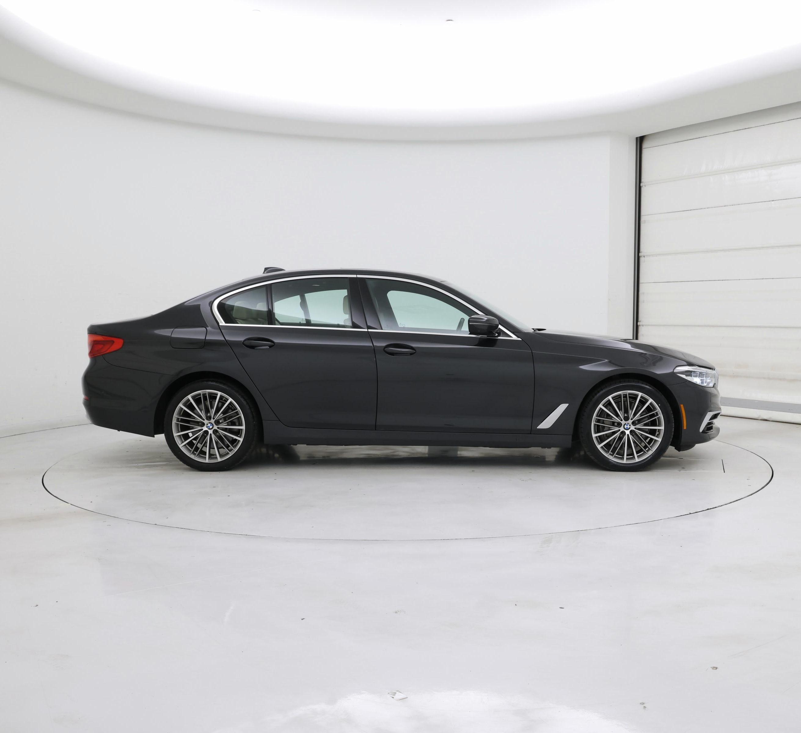 Thumbnail: 2020 BMW 5 Series - 7