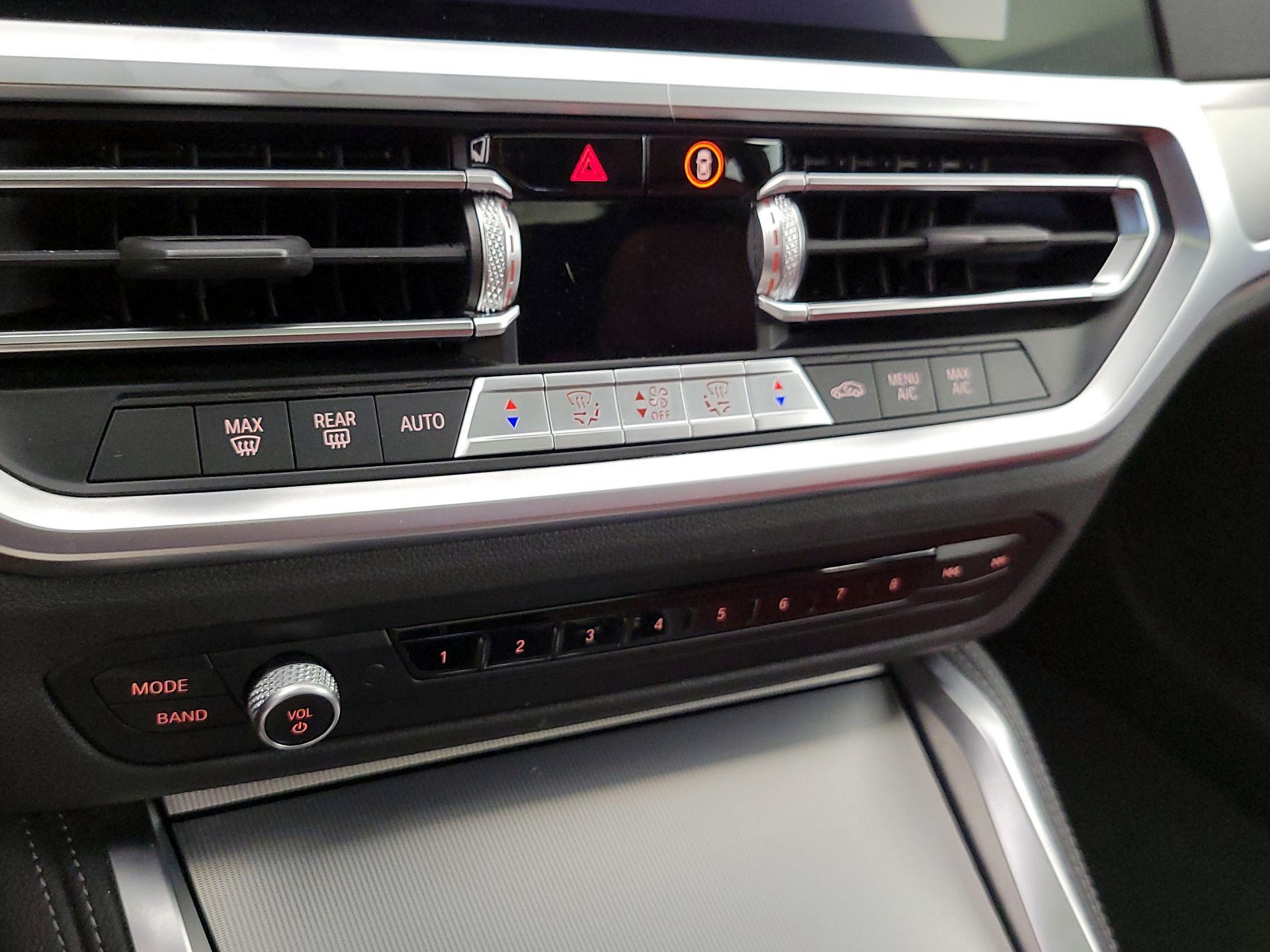 Thumbnail: 2022 BMW 4 Series - 17