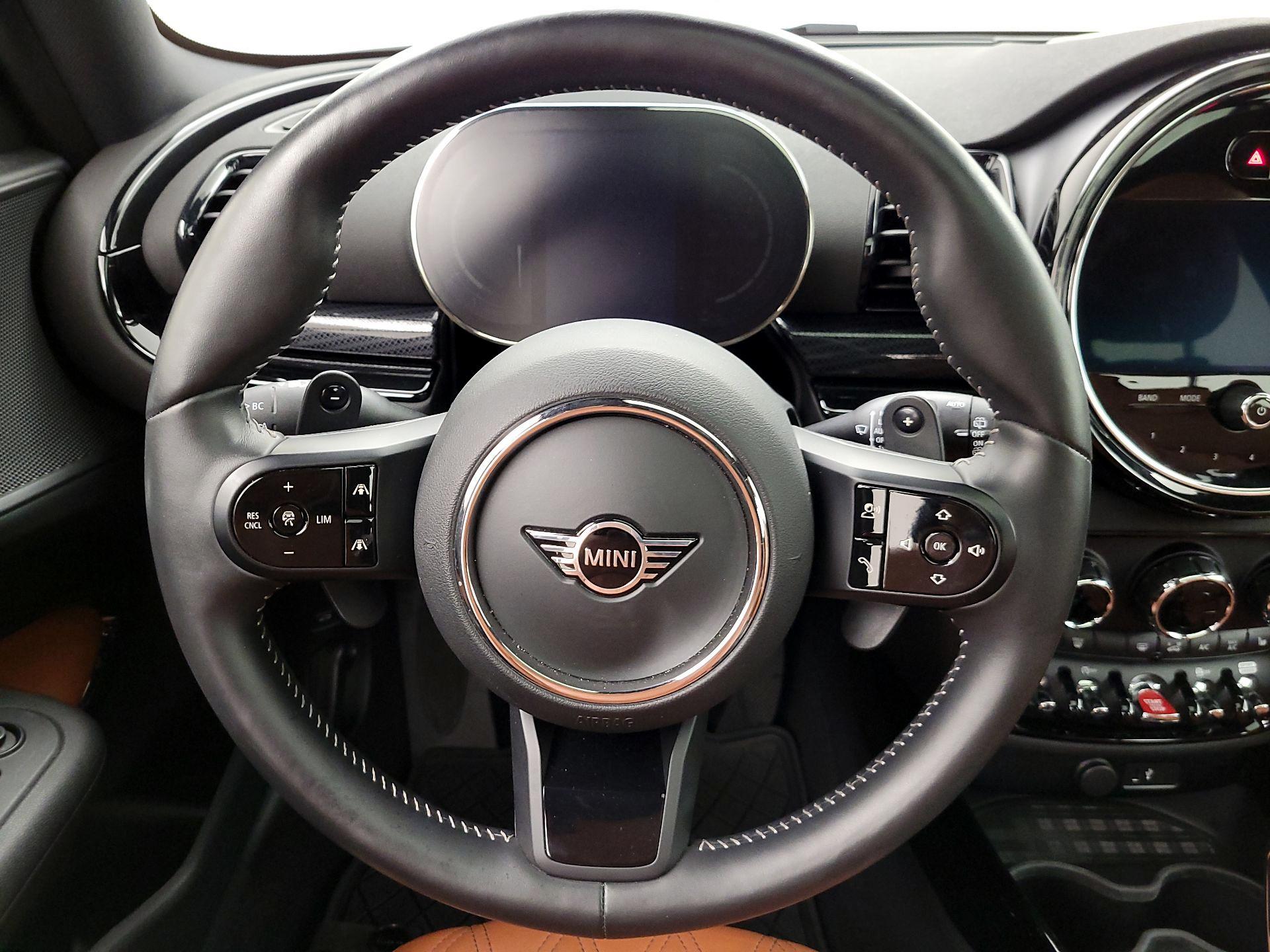 Thumbnail: 2022 MINI Cooper Clubman - 10