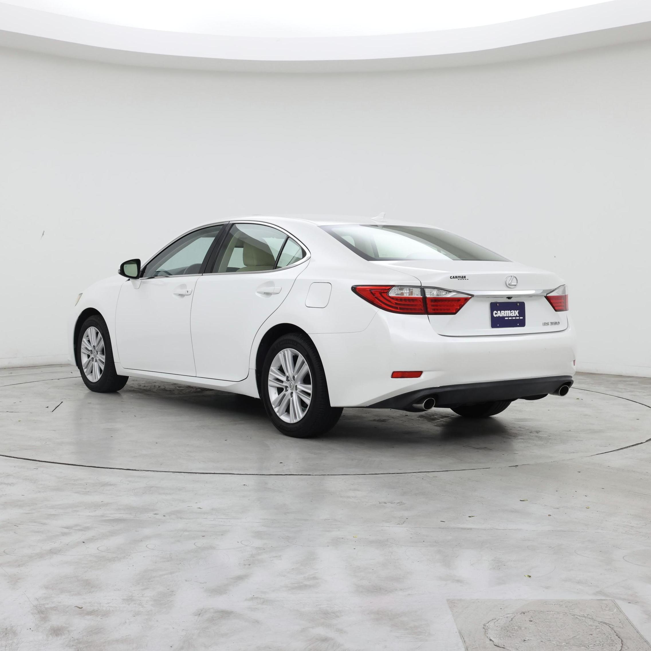 Thumbnail: 2014 Lexus ES - 2