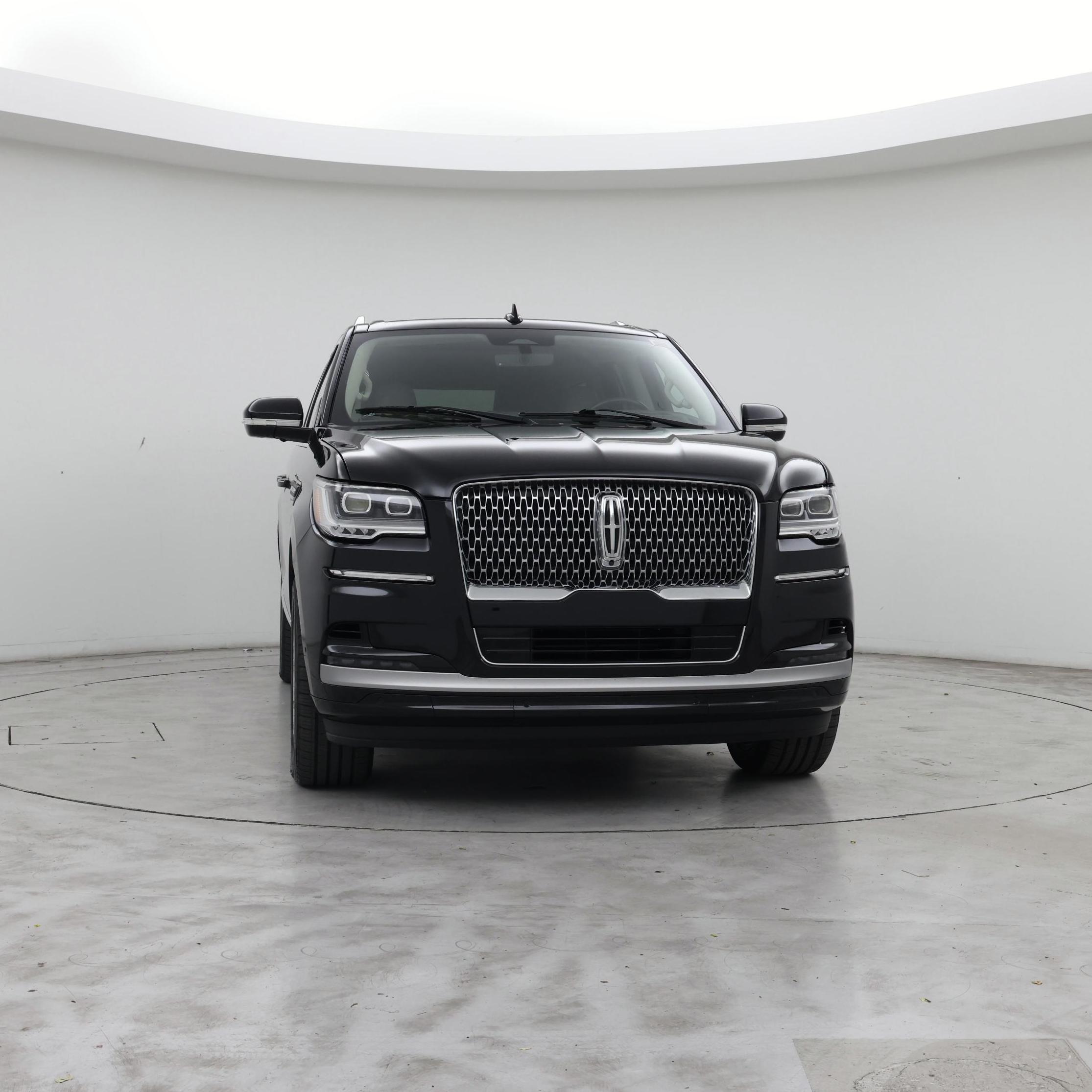 Thumbnail: 2022 Lincoln Navigator L - 5