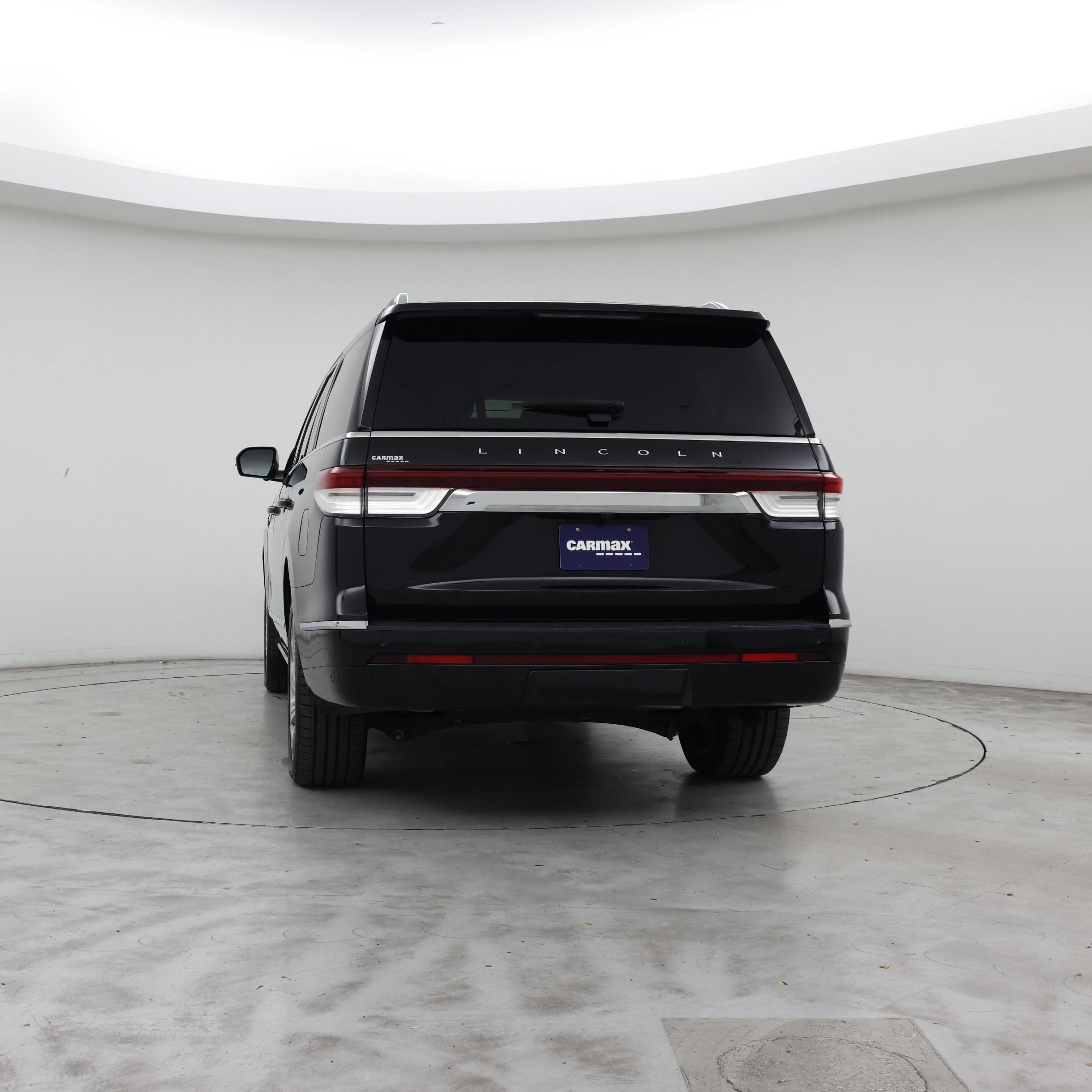 Thumbnail: 2022 Lincoln Navigator L - 6