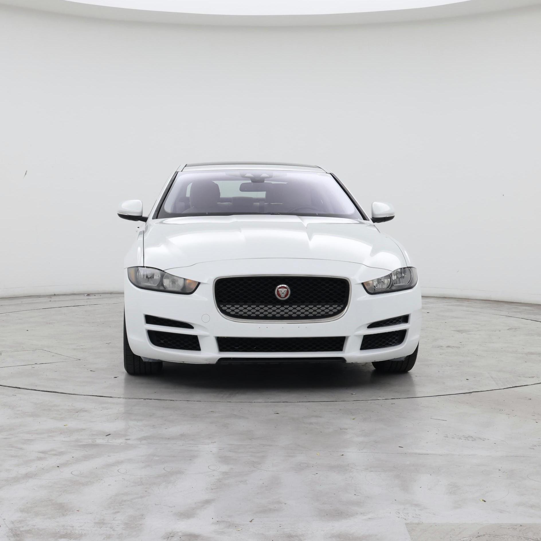 Thumbnail: 2018 Jaguar XE - 5