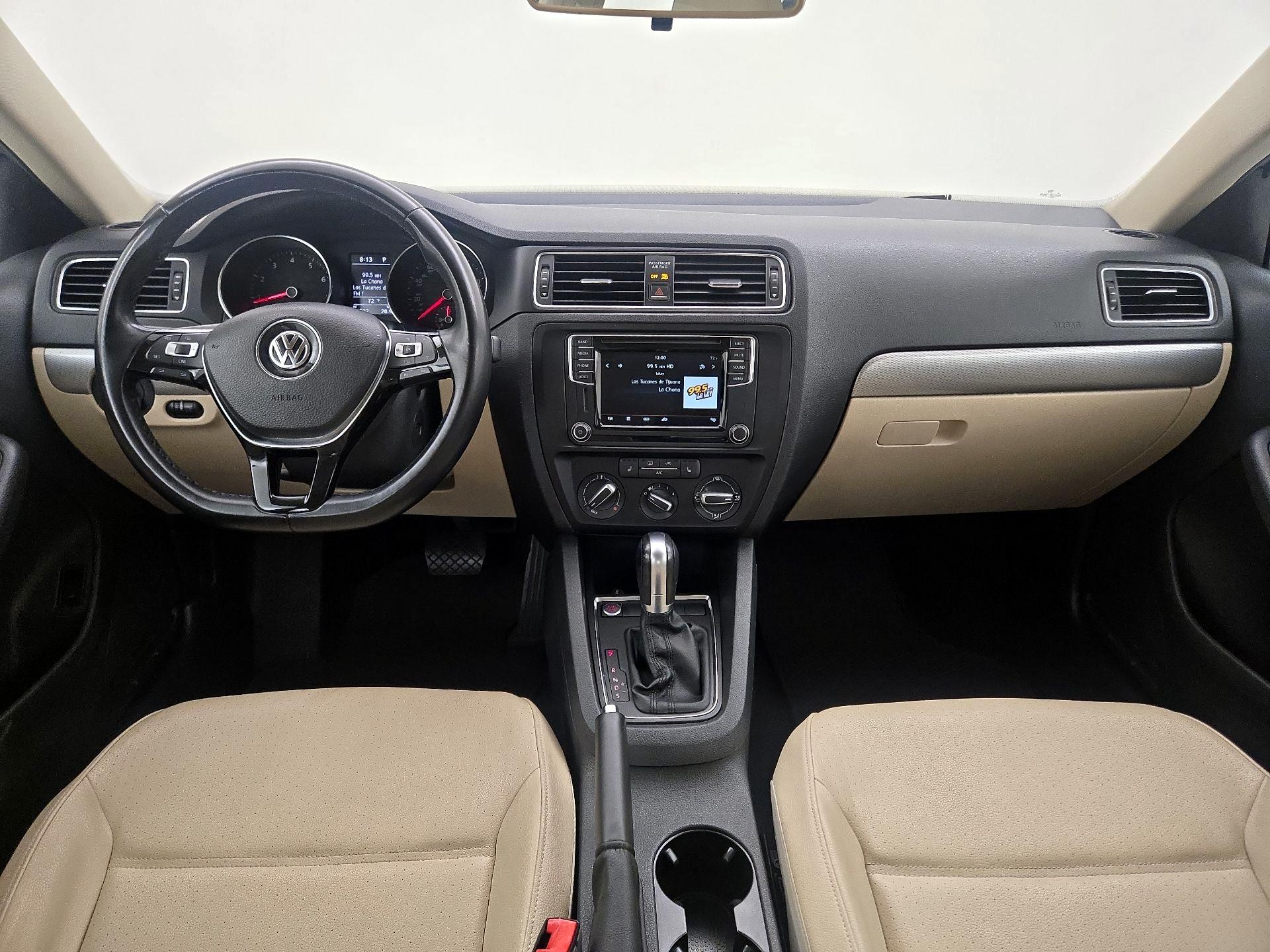 Thumbnail: 2017 Volkswagen Jetta - 9