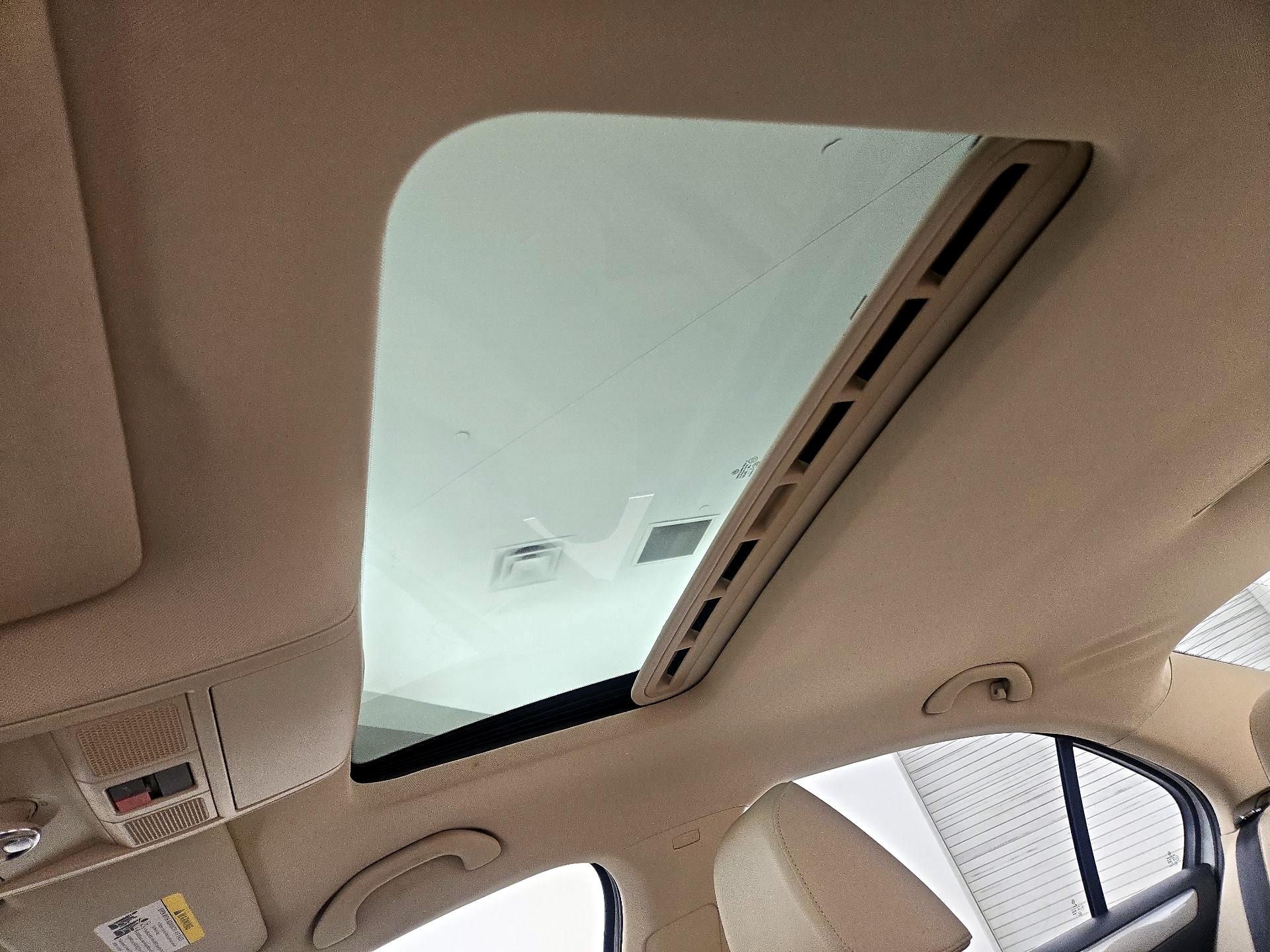 Thumbnail: 2017 Volkswagen Jetta - 19