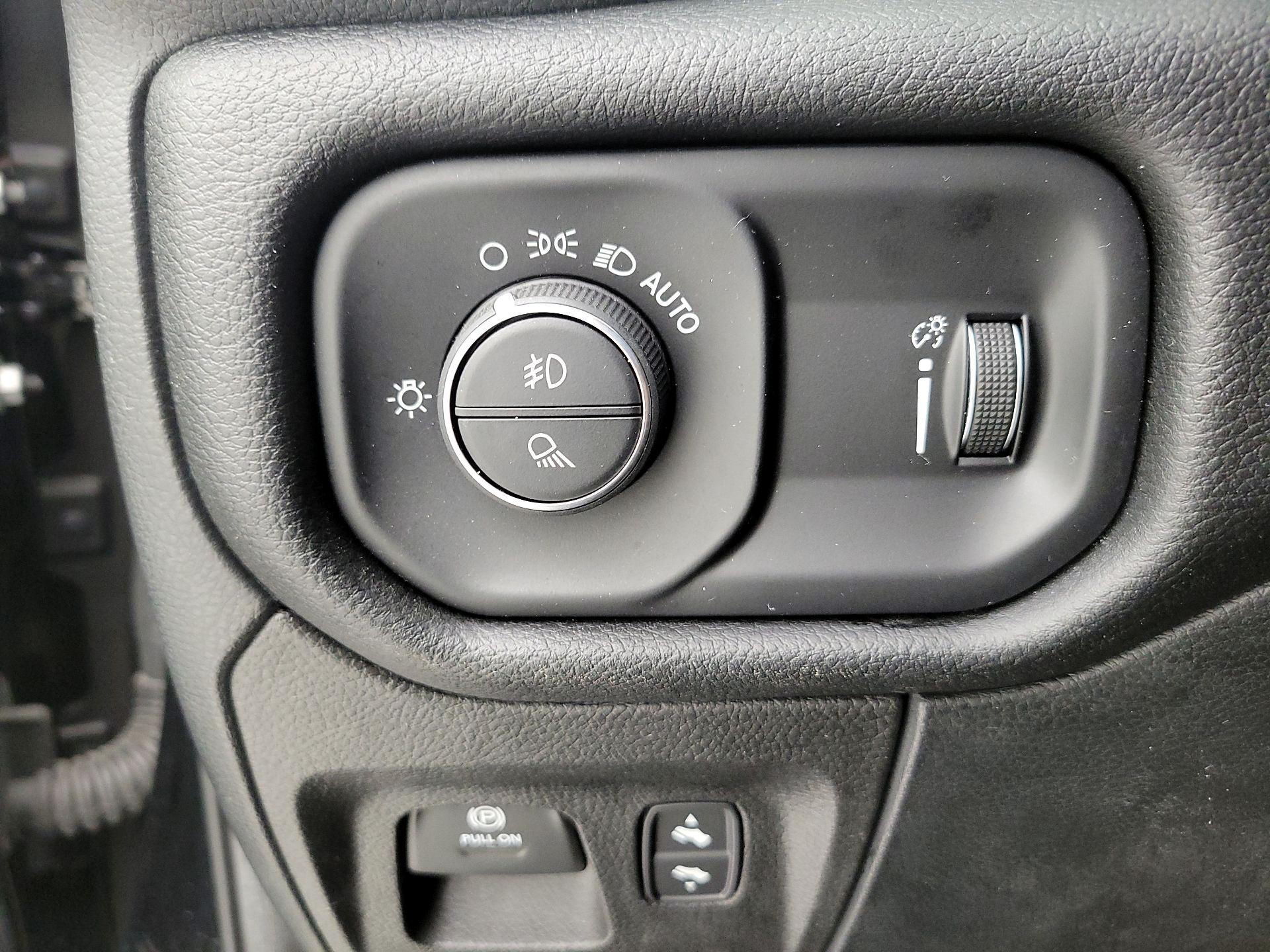 Thumbnail: 2022 RAM 1500 - 13