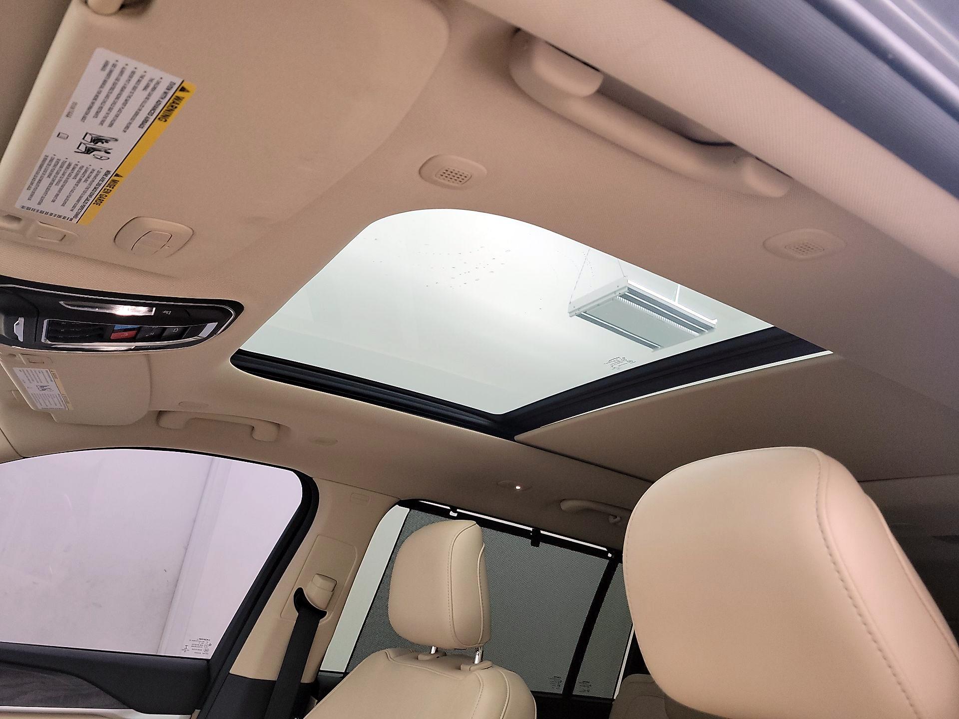 Thumbnail: 2022 Jeep Grand Cherokee L - 20