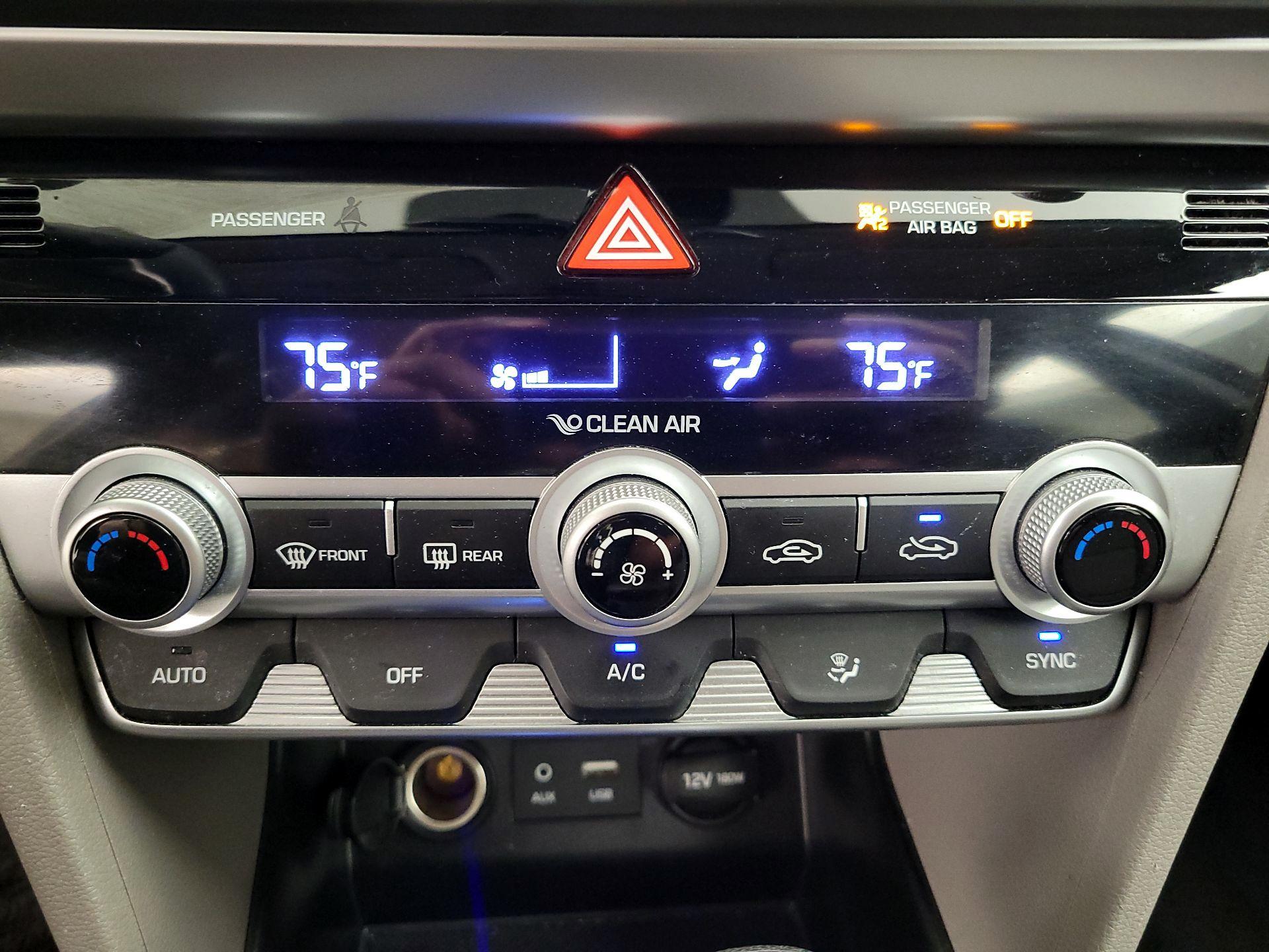 Thumbnail: 2020 Hyundai Elantra - 16