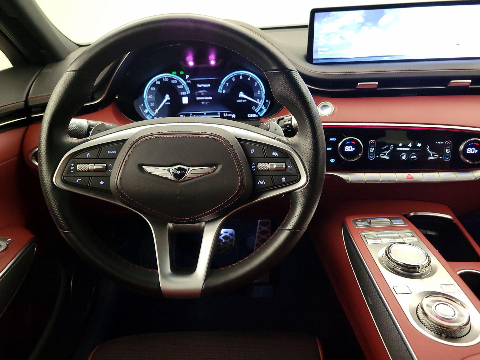 Thumbnail: 2023 Genesis GV70 - 10