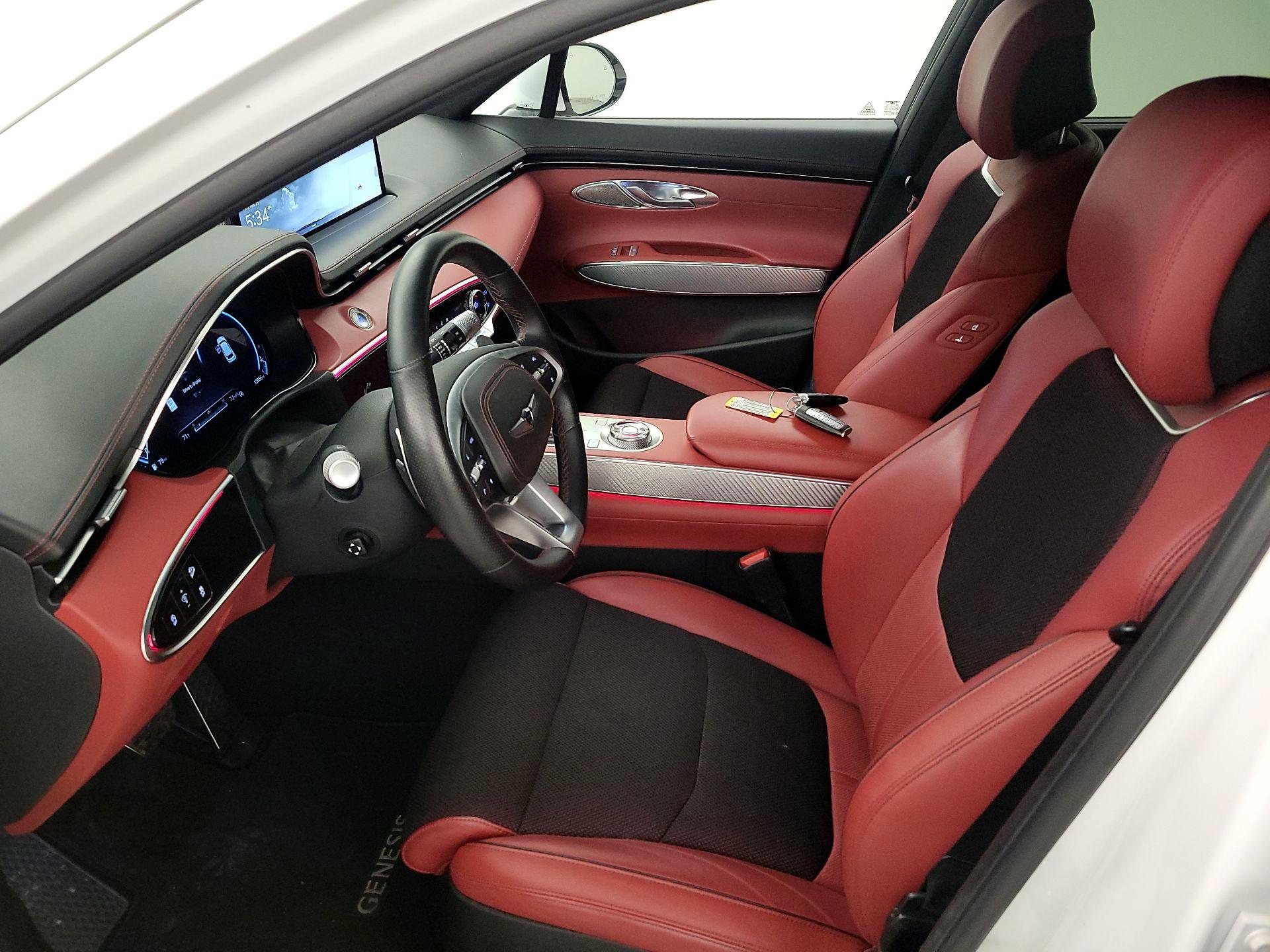 Thumbnail: 2023 Genesis GV70 - 11