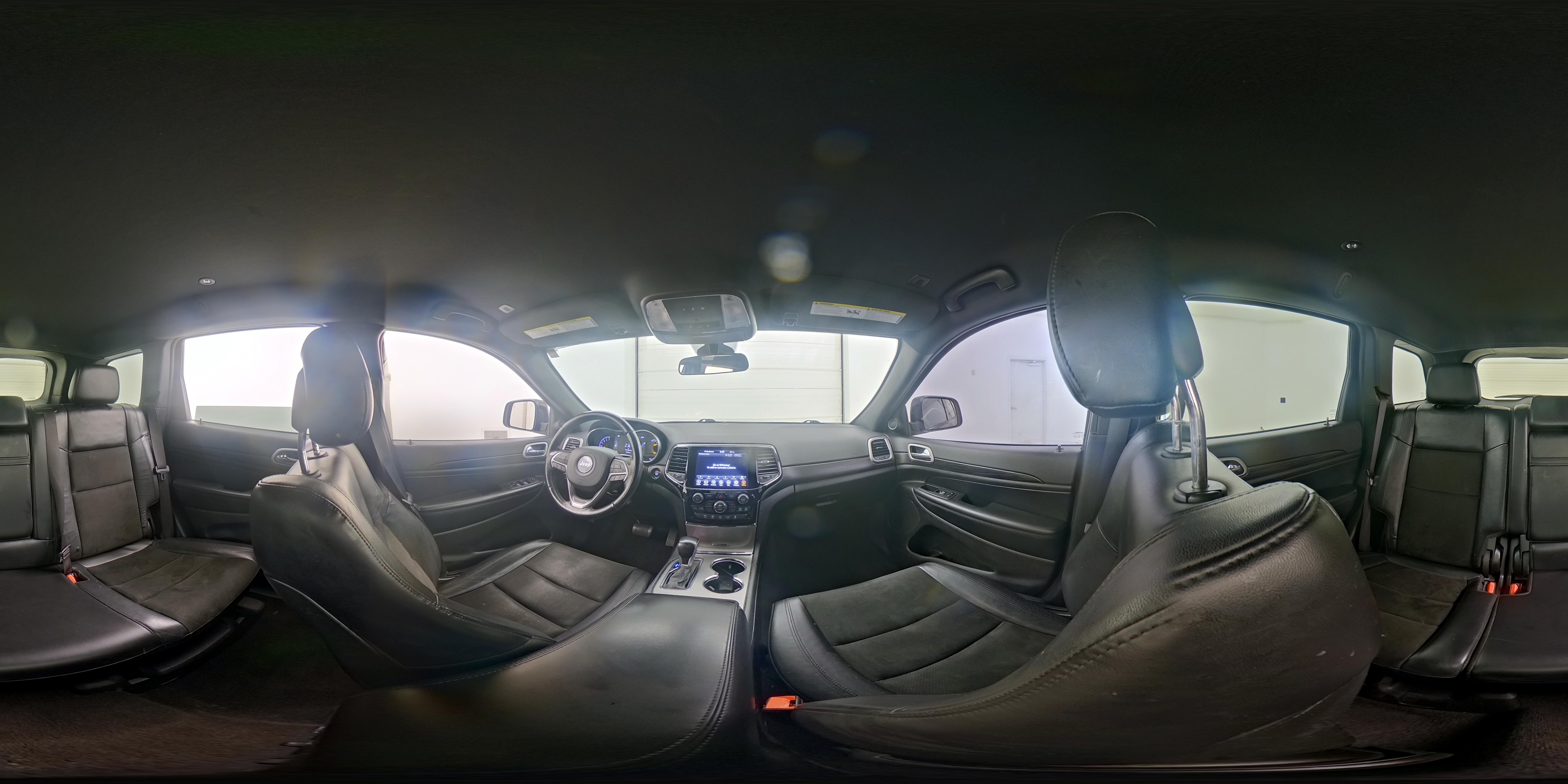 2021 Jeep Grand Cherokee Laredo X - Photo 25