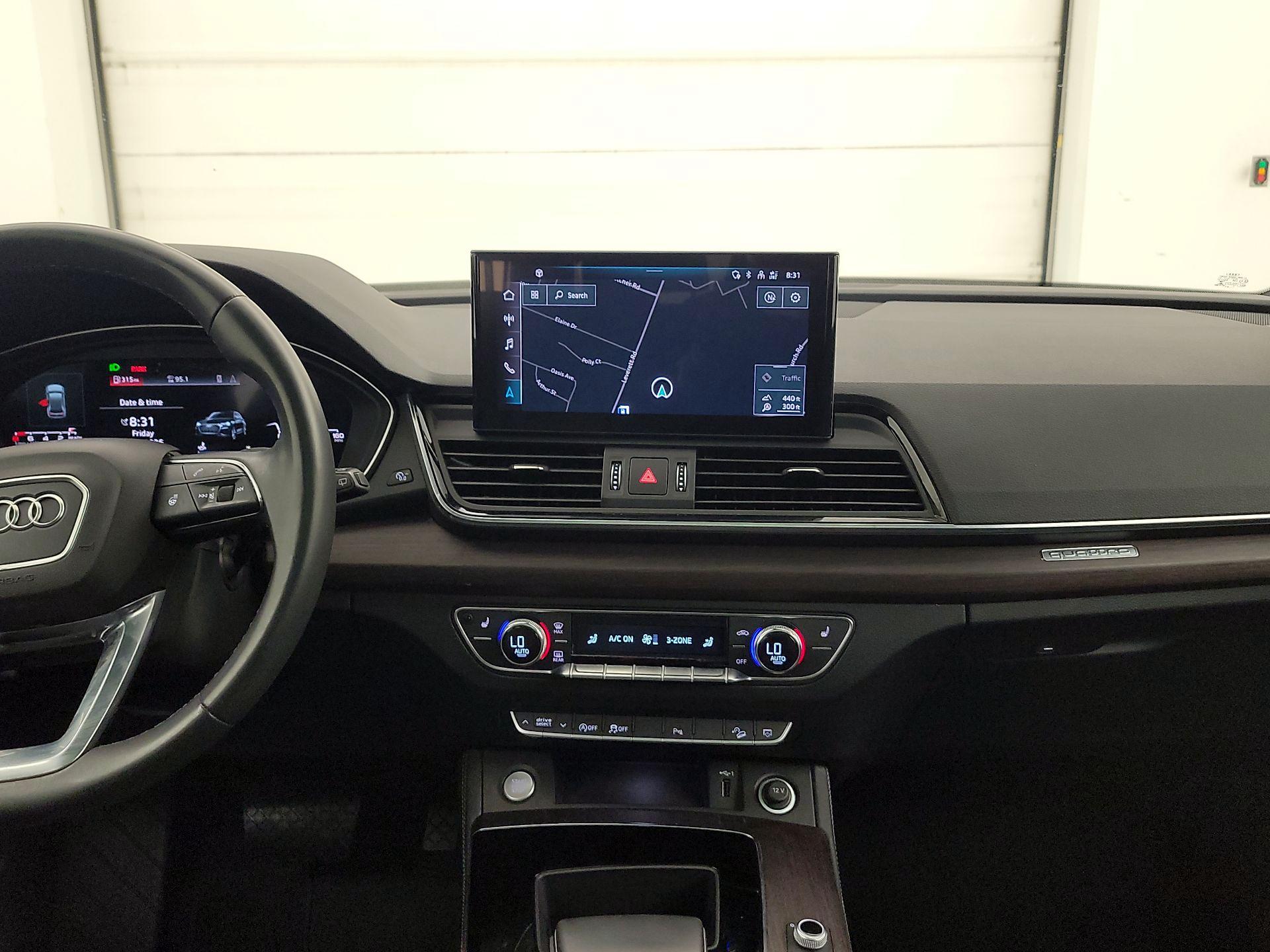 Thumbnail: 2021 Audi Q5 - 9