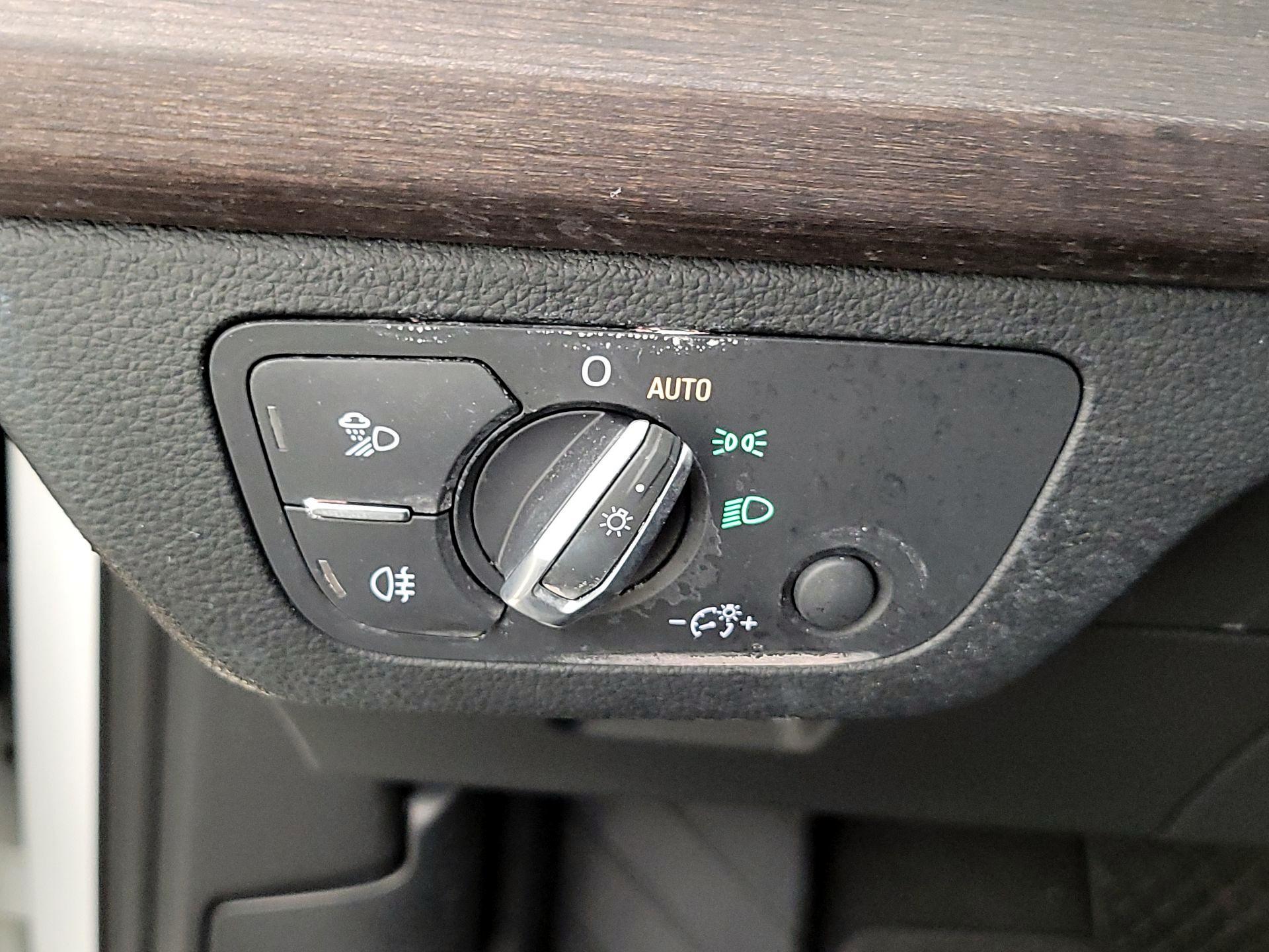 Thumbnail: 2021 Audi Q5 - 13