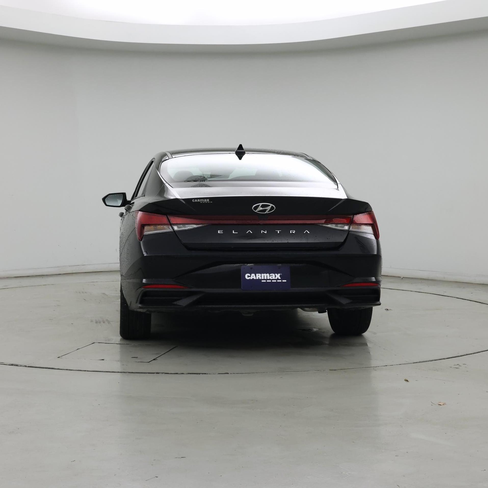 Thumbnail: 2023 Hyundai Elantra - 6