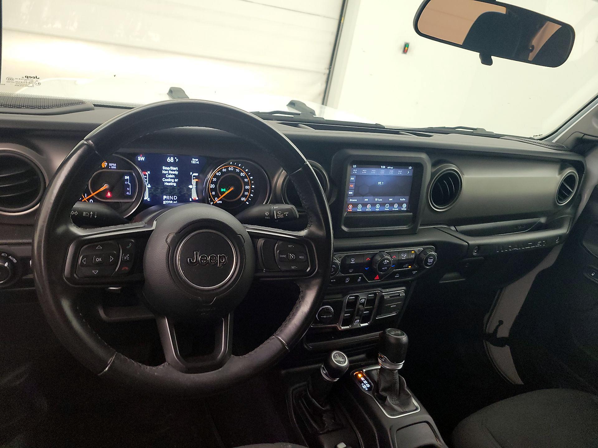 Thumbnail: 2022 Jeep Wrangler - 9