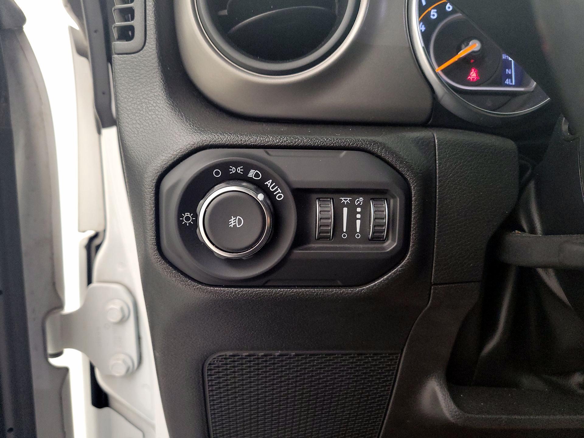 Thumbnail: 2022 Jeep Wrangler - 13