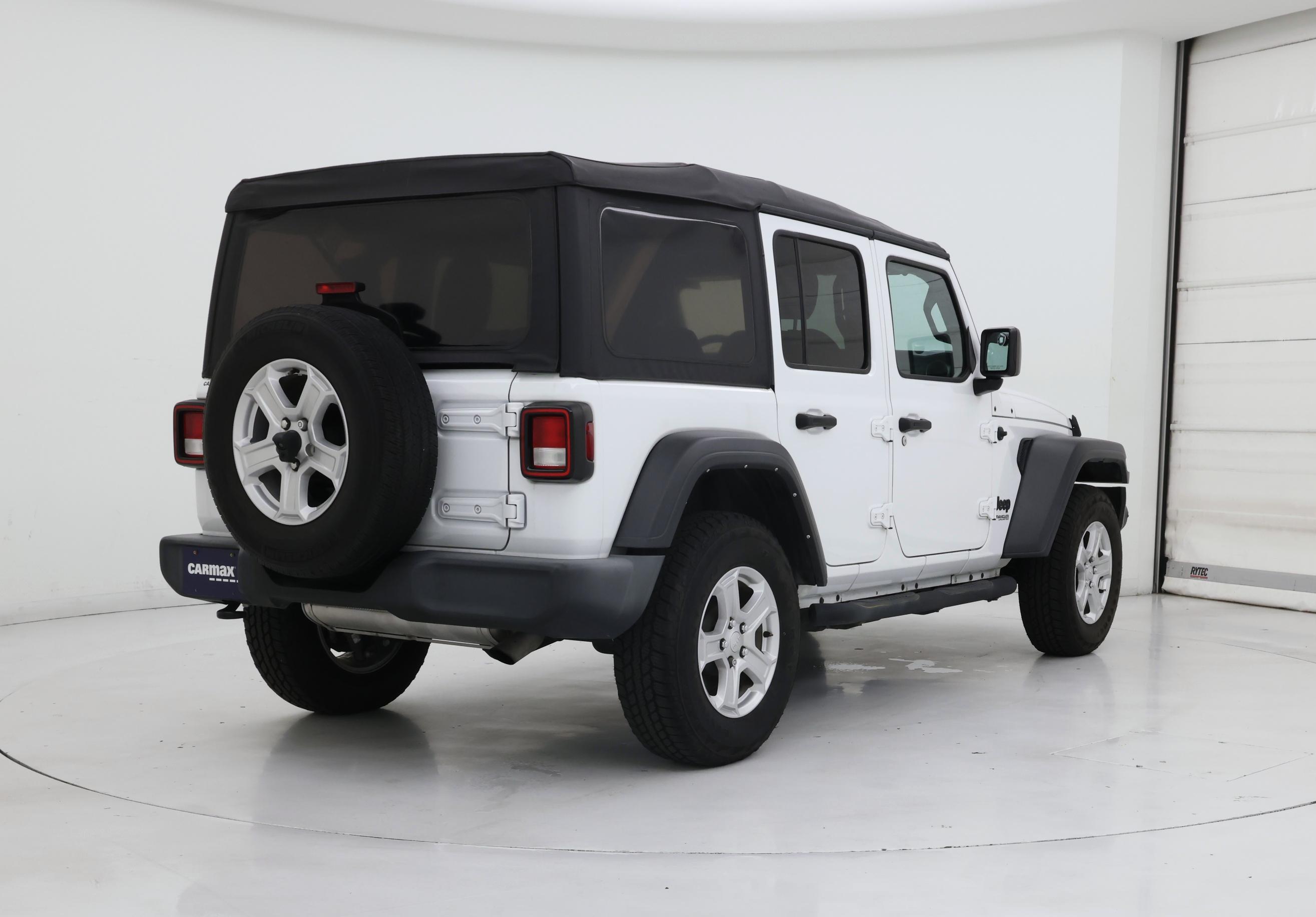 Thumbnail: 2022 Jeep Wrangler - 8