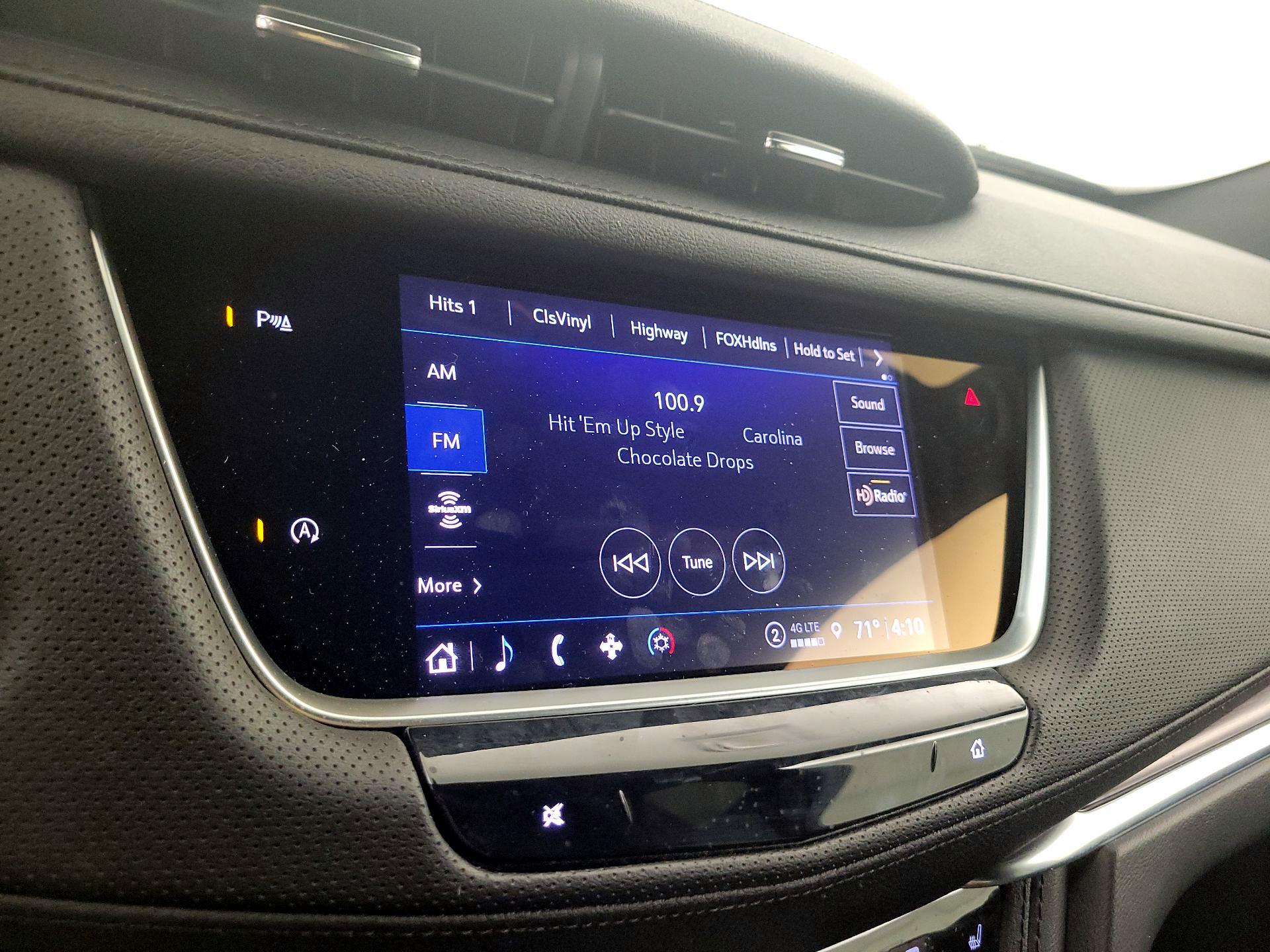 Thumbnail: 2023 Cadillac XT5 - 15