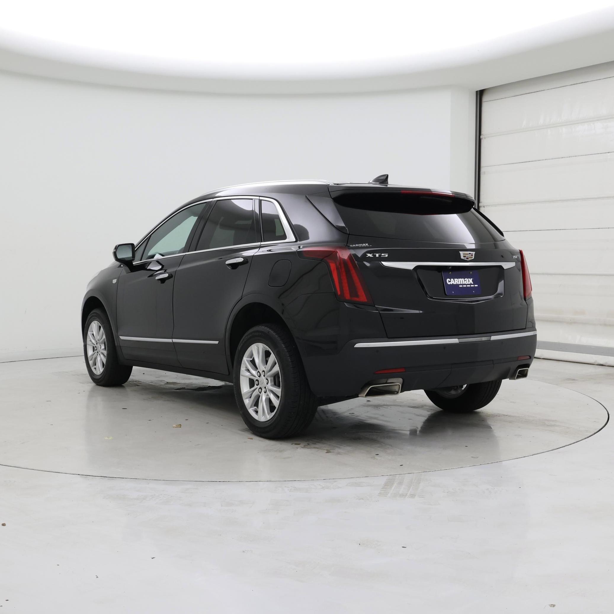 Thumbnail: 2023 Cadillac XT5 - 2