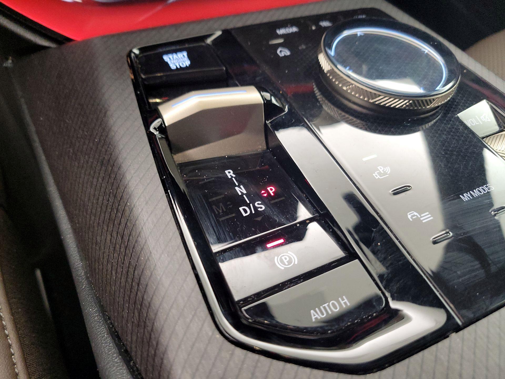 Thumbnail: 2025 BMW X3 - 17