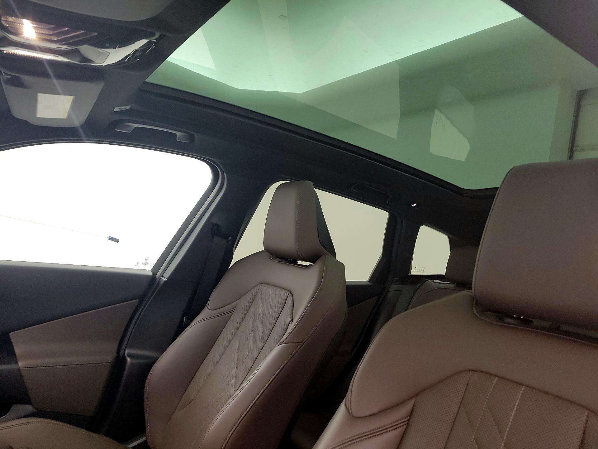 Thumbnail: 2025 BMW X3 - 19