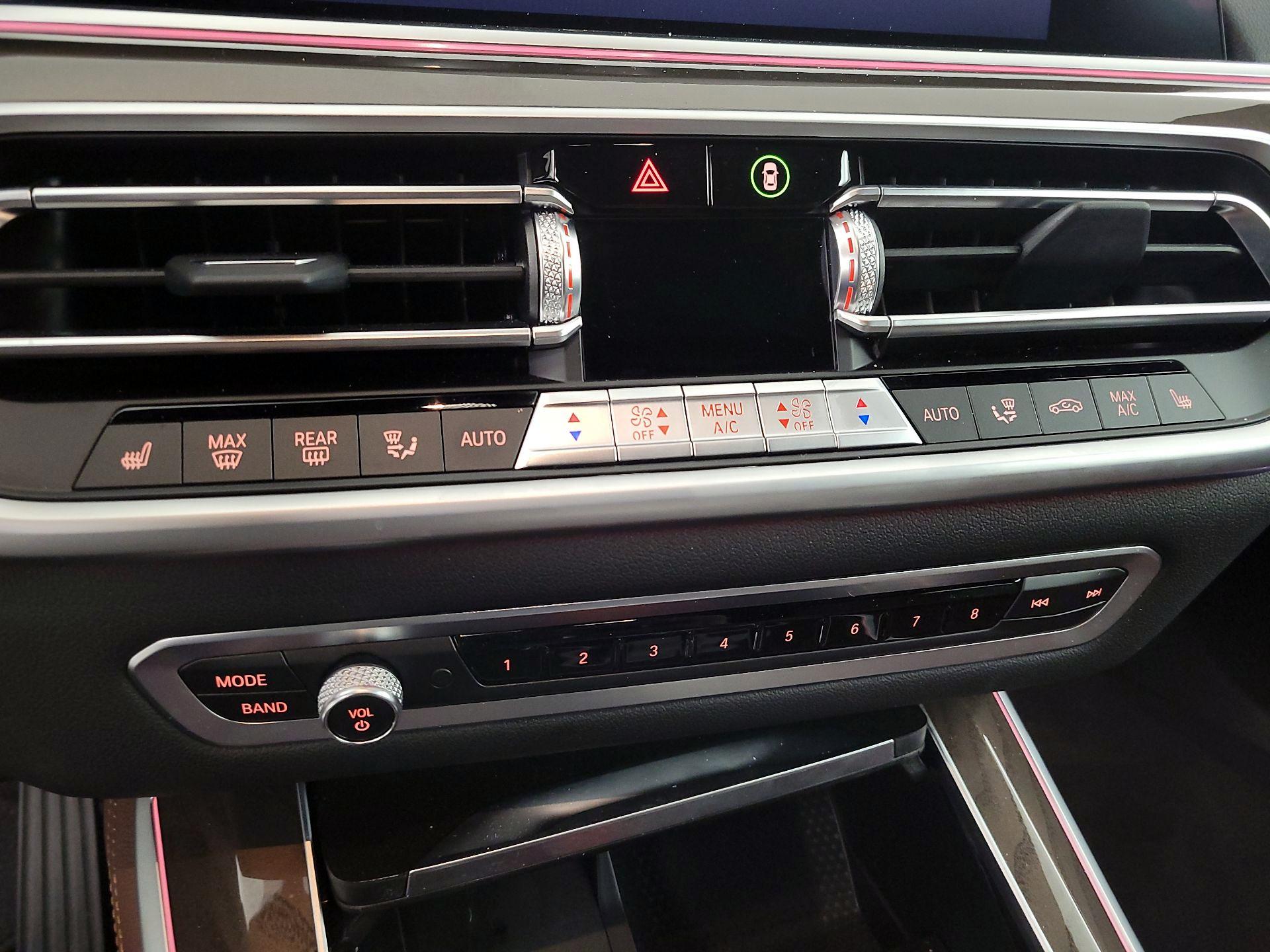 Thumbnail: 2022 BMW X5 - 17