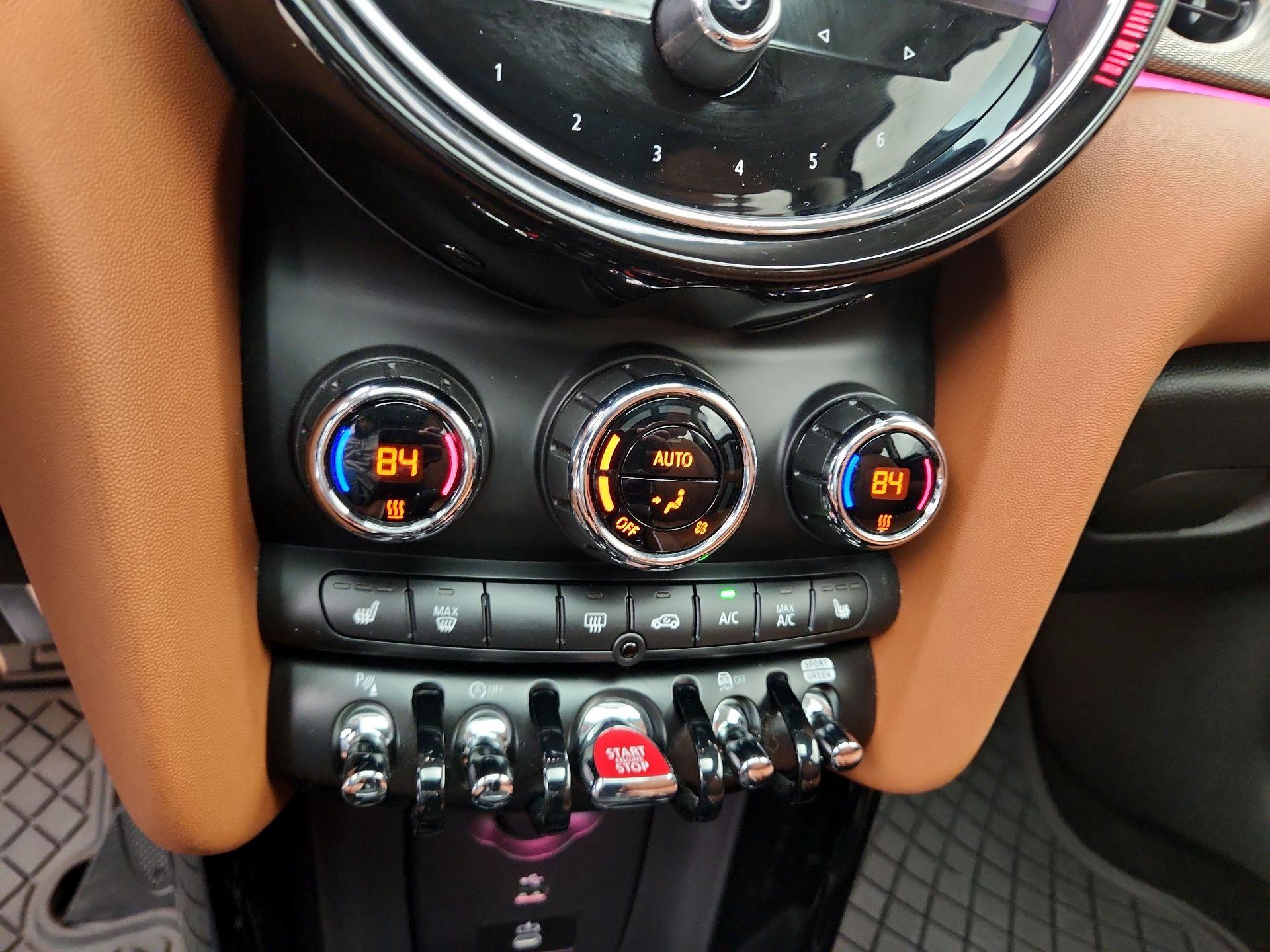 Thumbnail: 2023 MINI Cooper Hardtop - 17