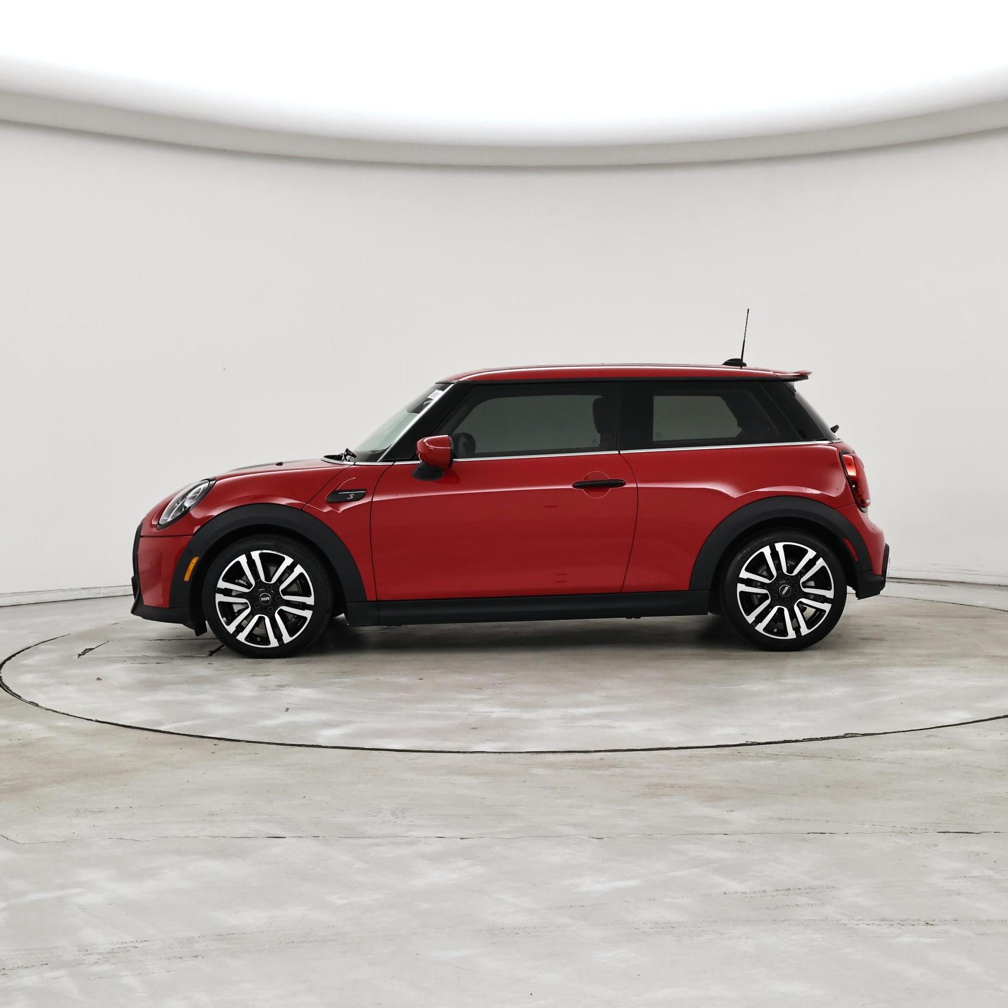 Thumbnail: 2023 MINI Cooper Hardtop - 3