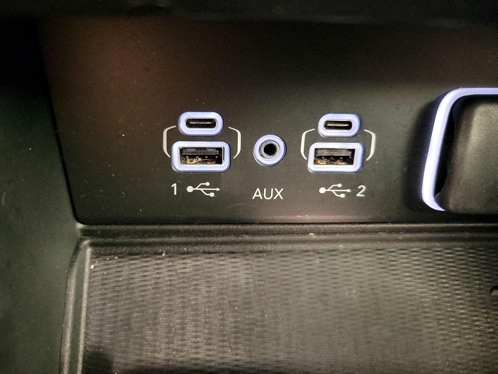 Thumbnail: 2023 Jeep Grand Cherokee L - 19