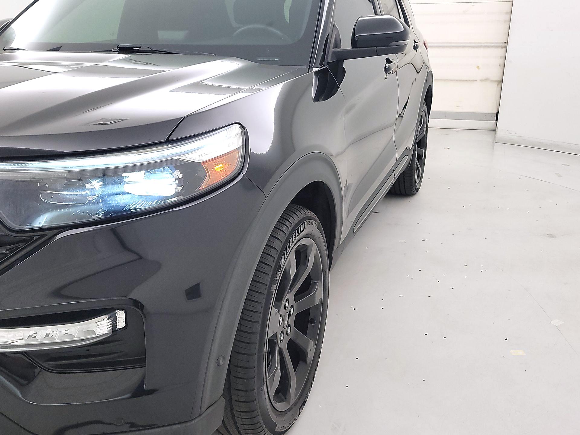 Thumbnail: 2022 Ford Explorer - 3