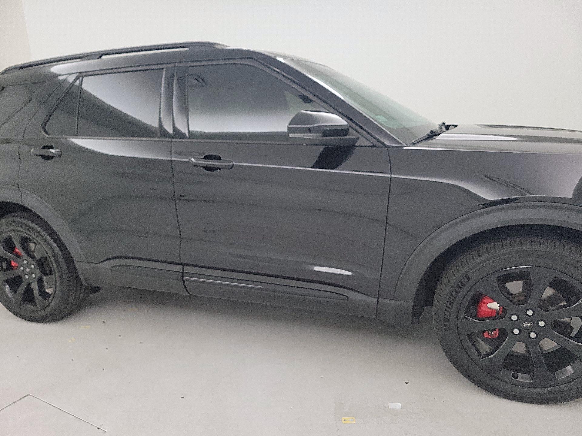 Thumbnail: 2022 Ford Explorer - 4